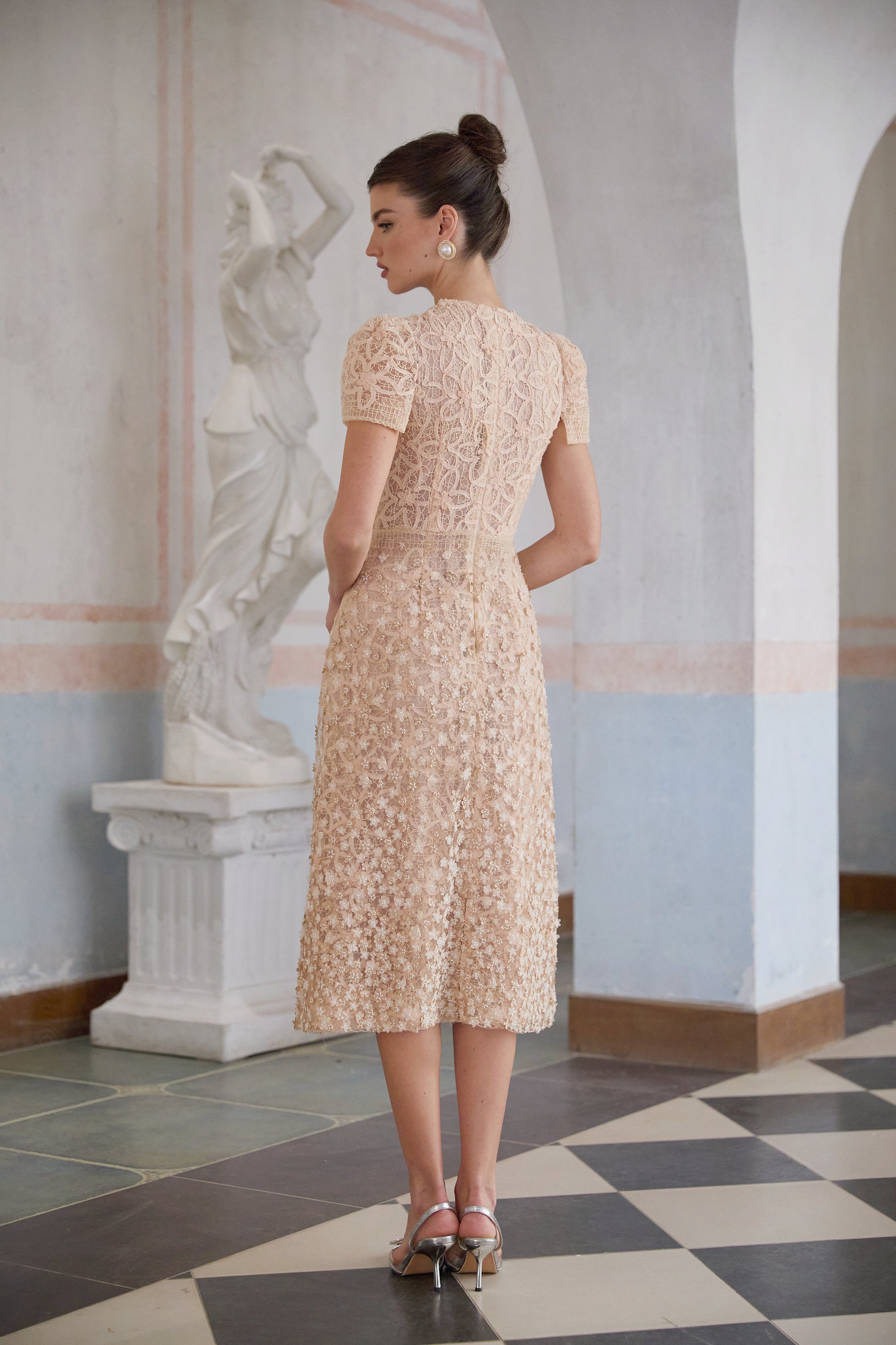 Bérengère neutrals faux-flower crochet midi dress