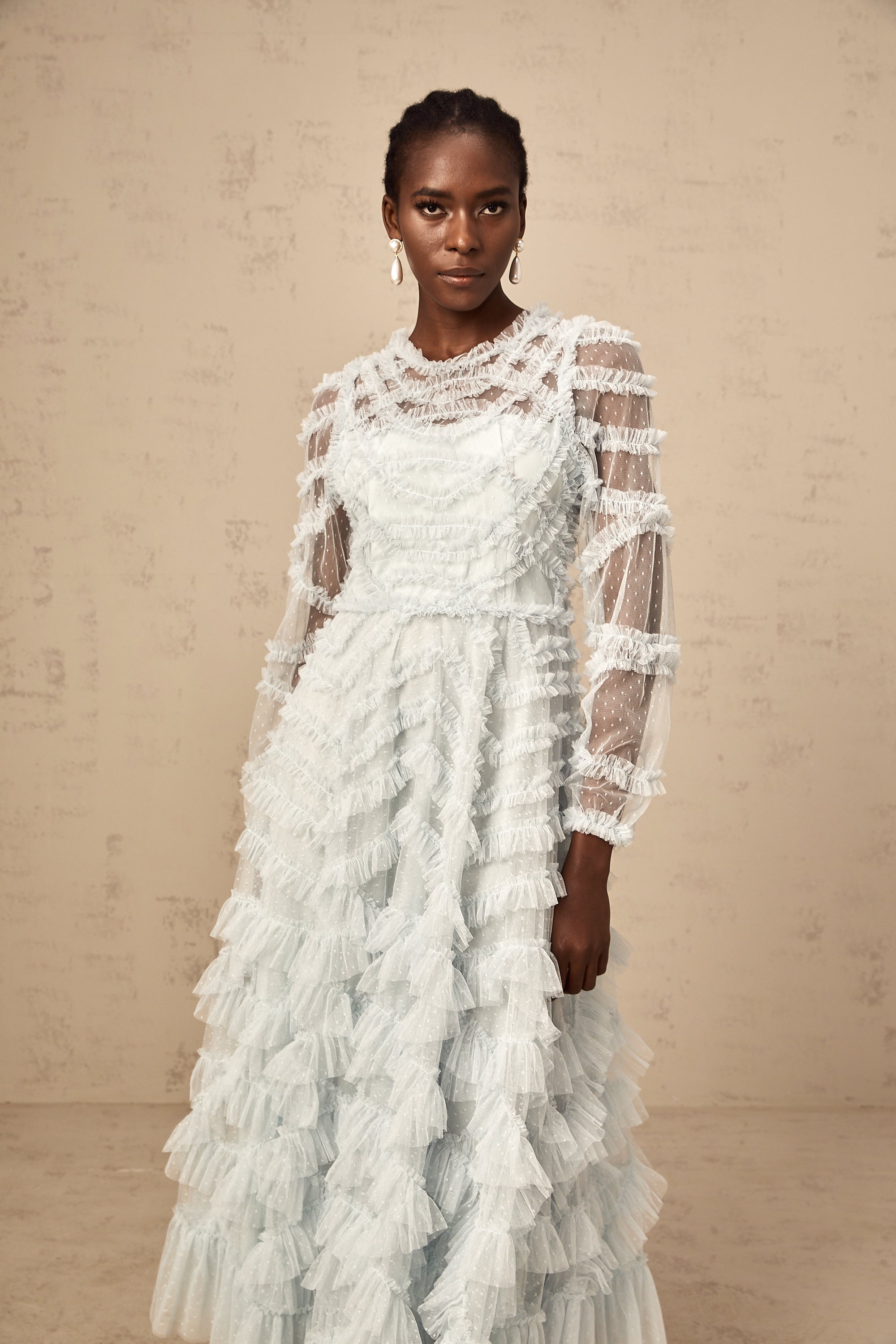 فستان متوسط الطول بكرانيش من تصميم Adélaïde باللون الأزرق