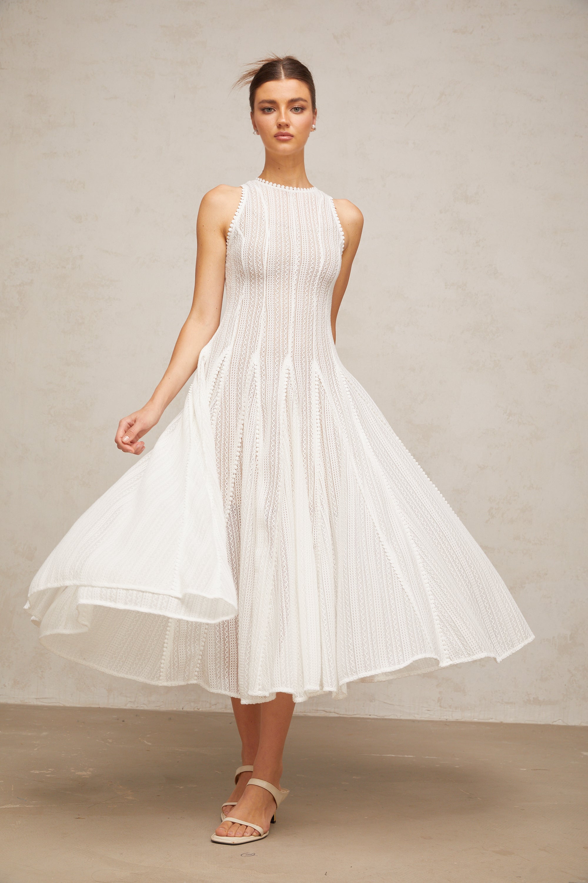 Weißes Pointelle-Puff-Midikleid „Hélène“