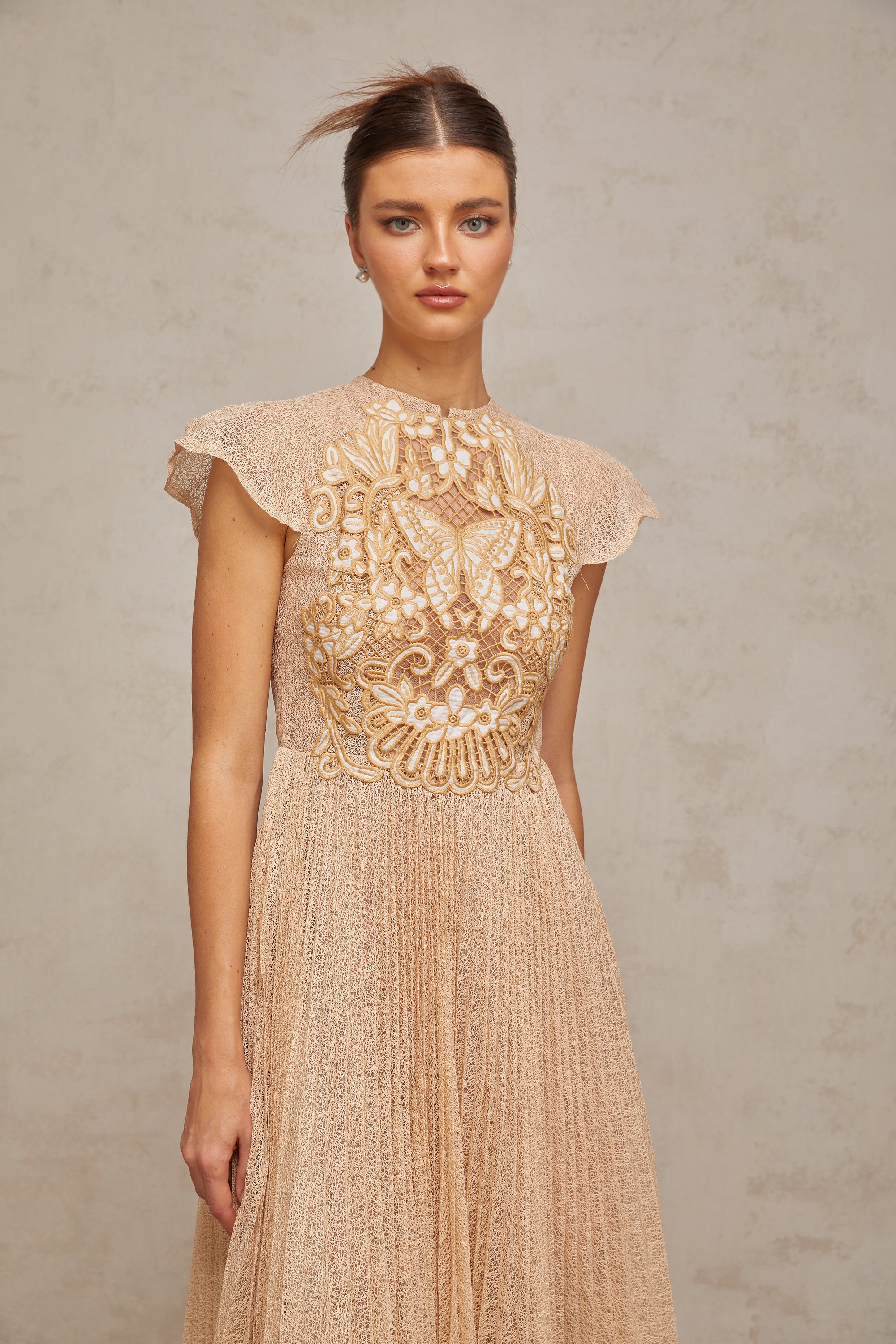 Besticktes Plissee-Midikleid „Nerissa“