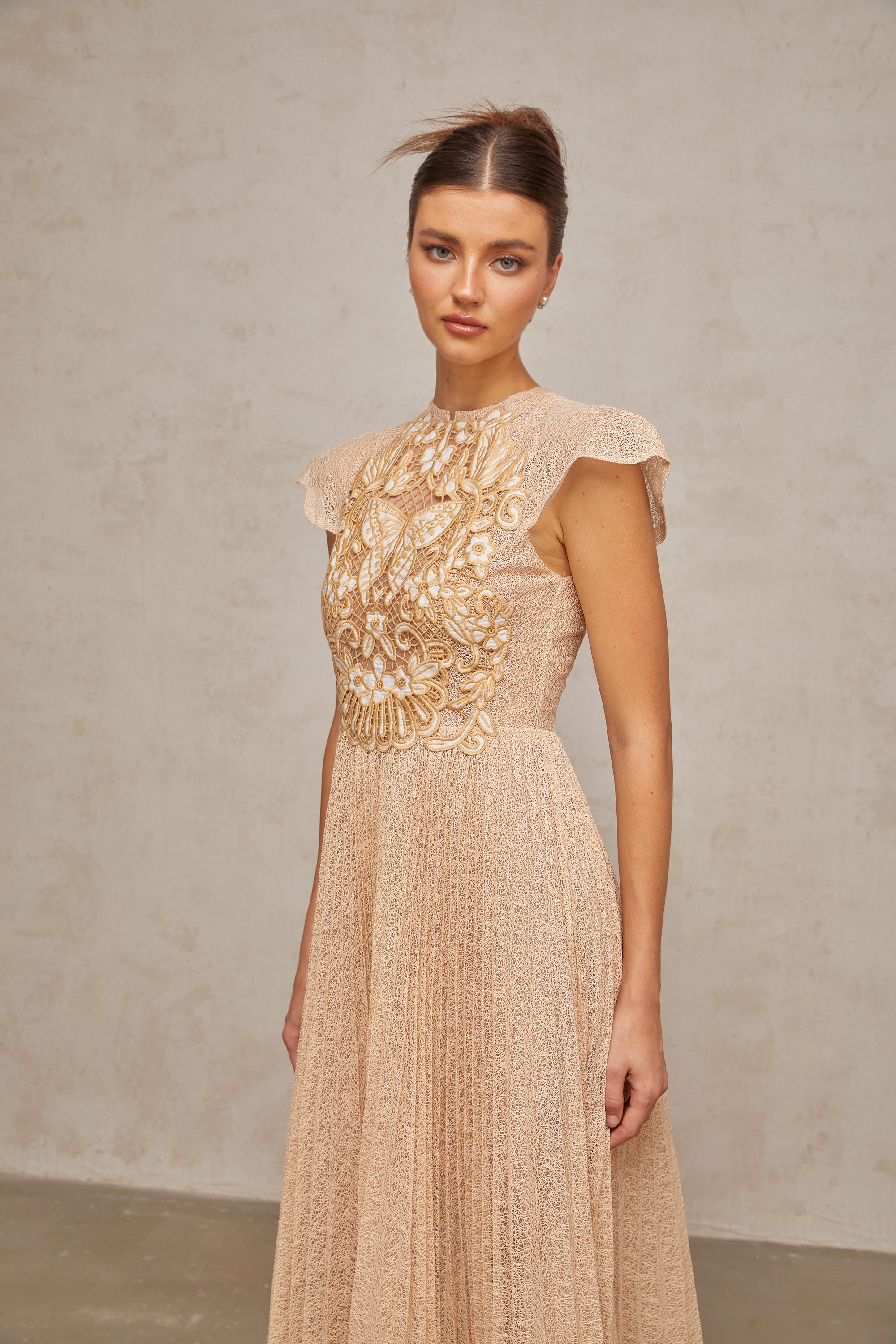 Besticktes Plissee-Midikleid „Nerissa“