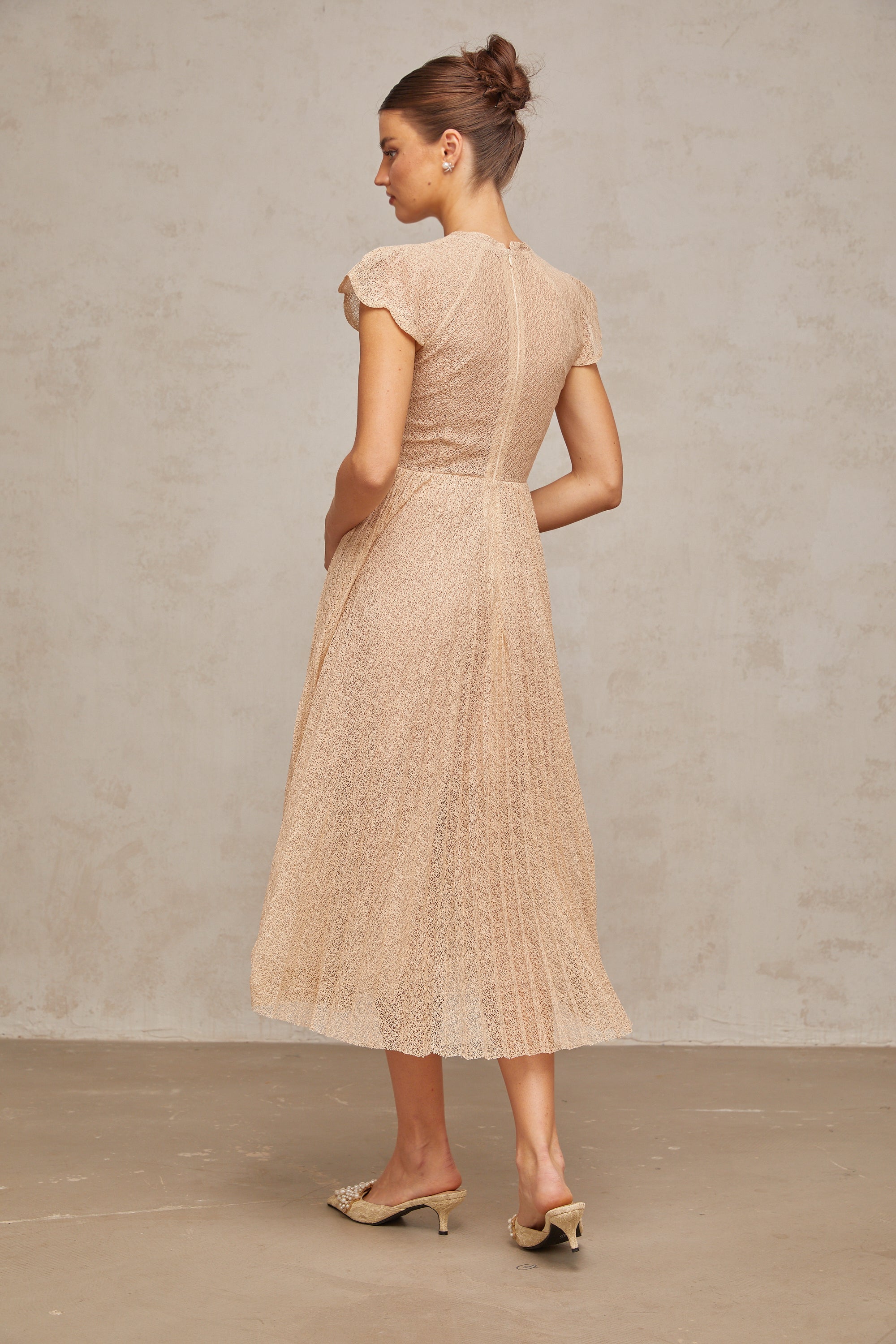 Besticktes Plissee-Midikleid „Nerissa“