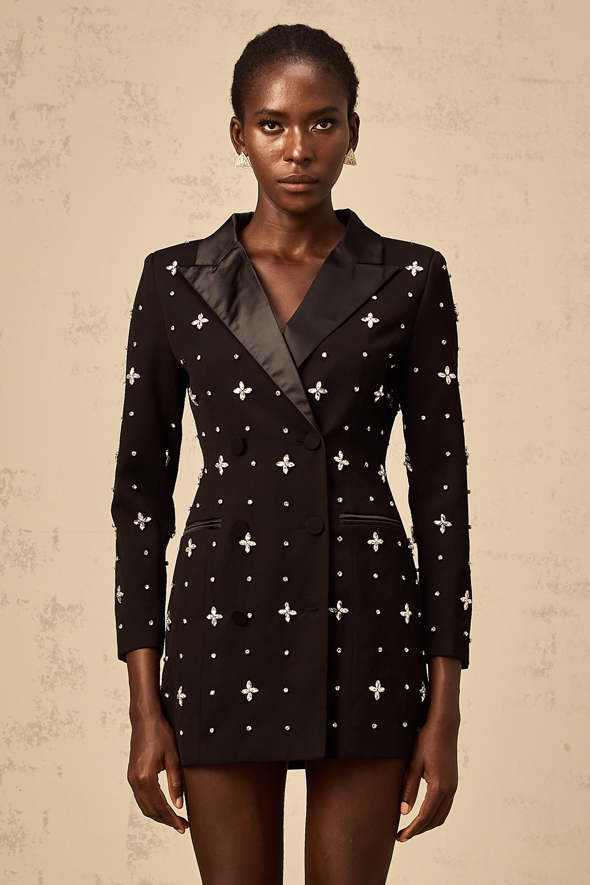 Jacques schwarzes Minikleid mit Rüschen und offenem Rücken