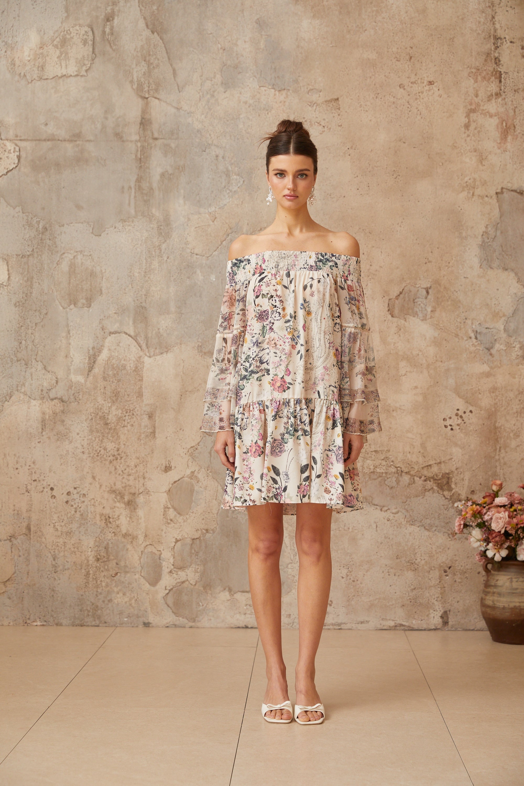 Yasmine gesmoktes Minikleid mit Blumendruck