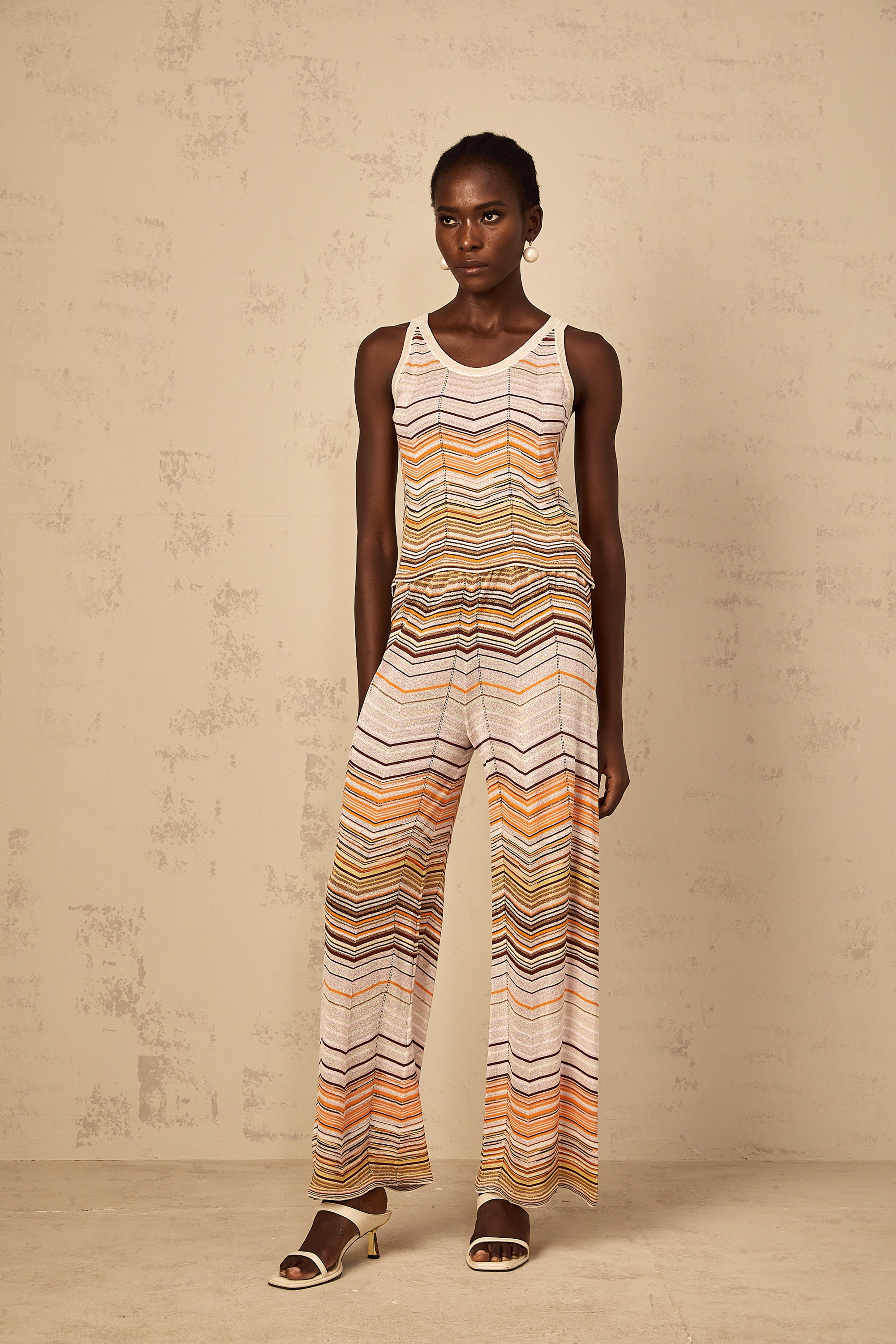 Chloé Neutrales gestreiftes Strick-Set (Endgültiger Verkauf – nur in den USA)