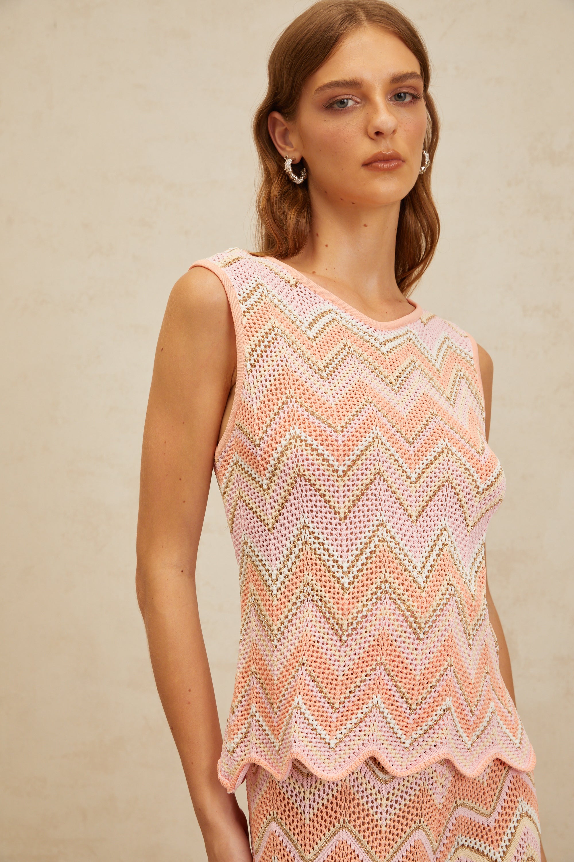 طقم إيرينا بينك متعرج بنقطة محبوكة متناسقة