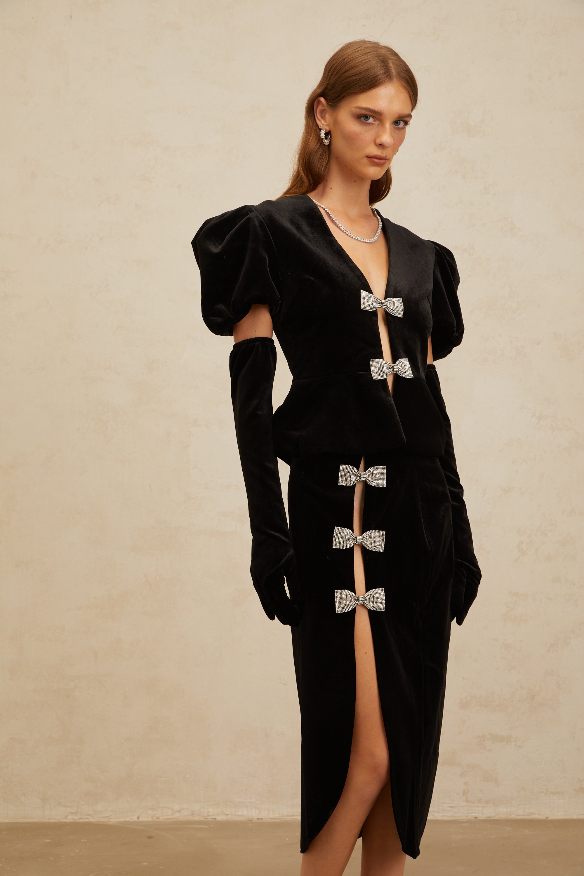 Adèle Black Bowknot Cut-Out Velvet Top & Skirt Matching Set