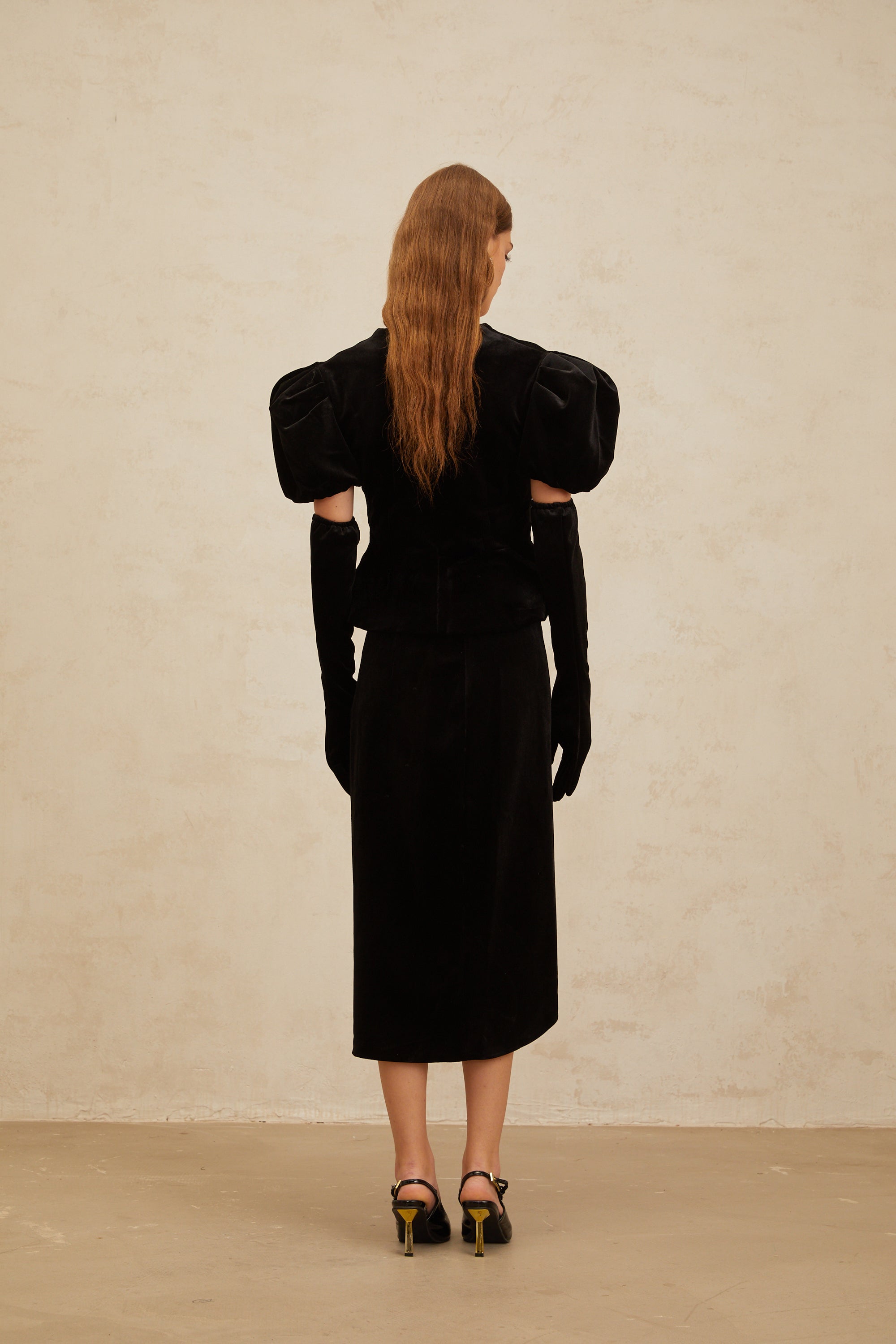 Adèle Black Bowknot Cut-Out Velvet Top & Skirt Matching Set