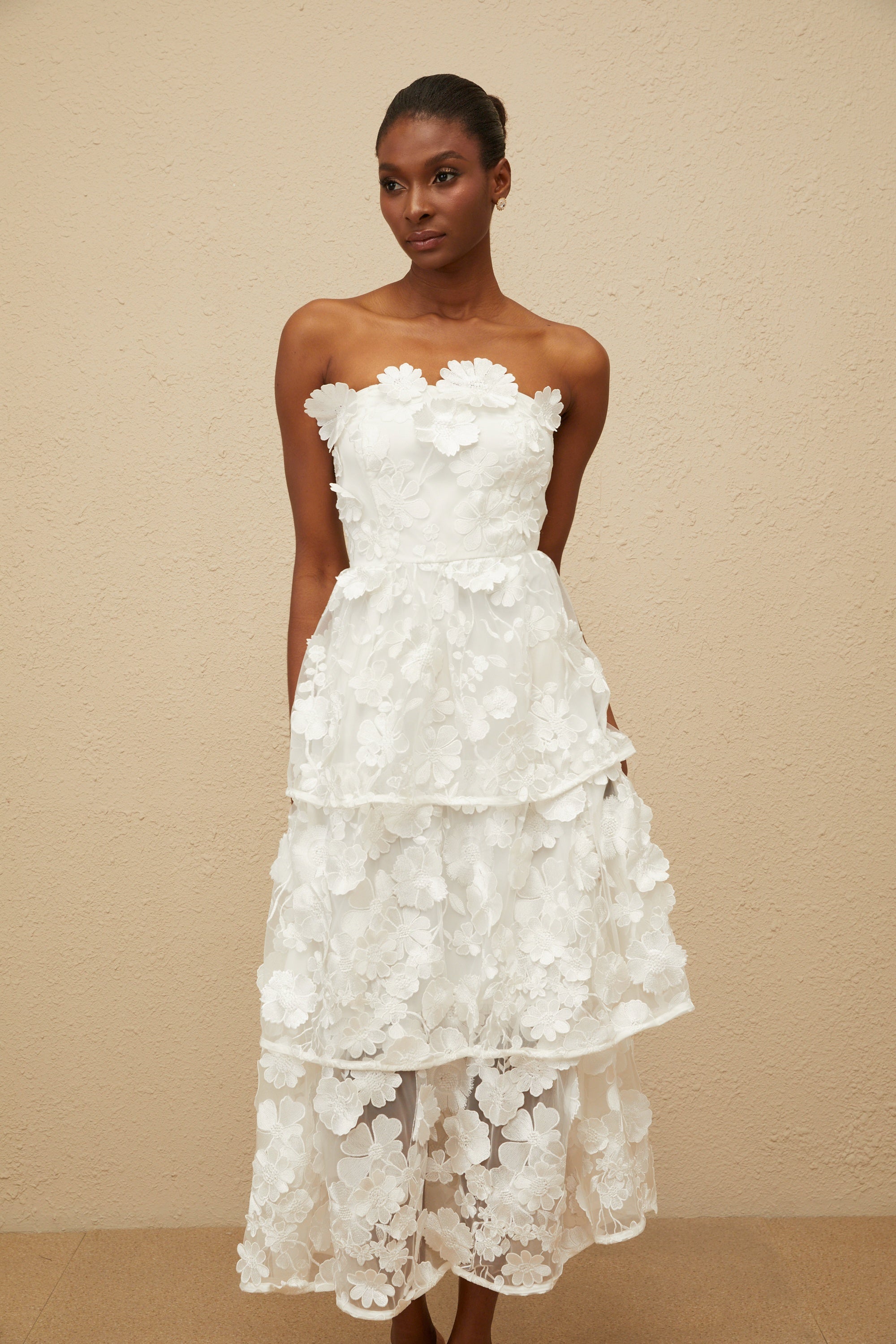 Caméo White Tiered Floral Midi Dress