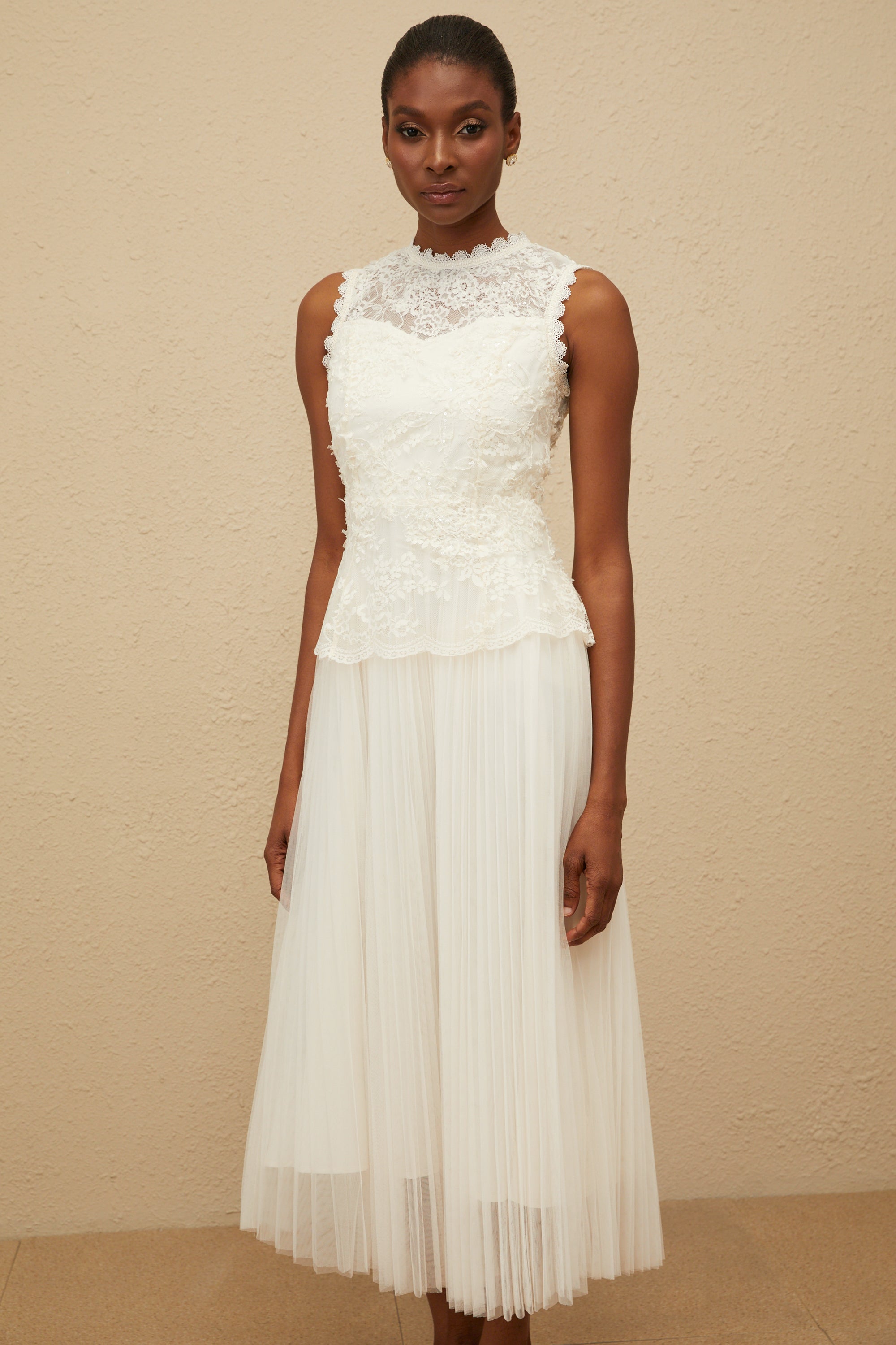 فستان ليوبولدين متوسط الطول من قماش التول والدانتيل المزهر