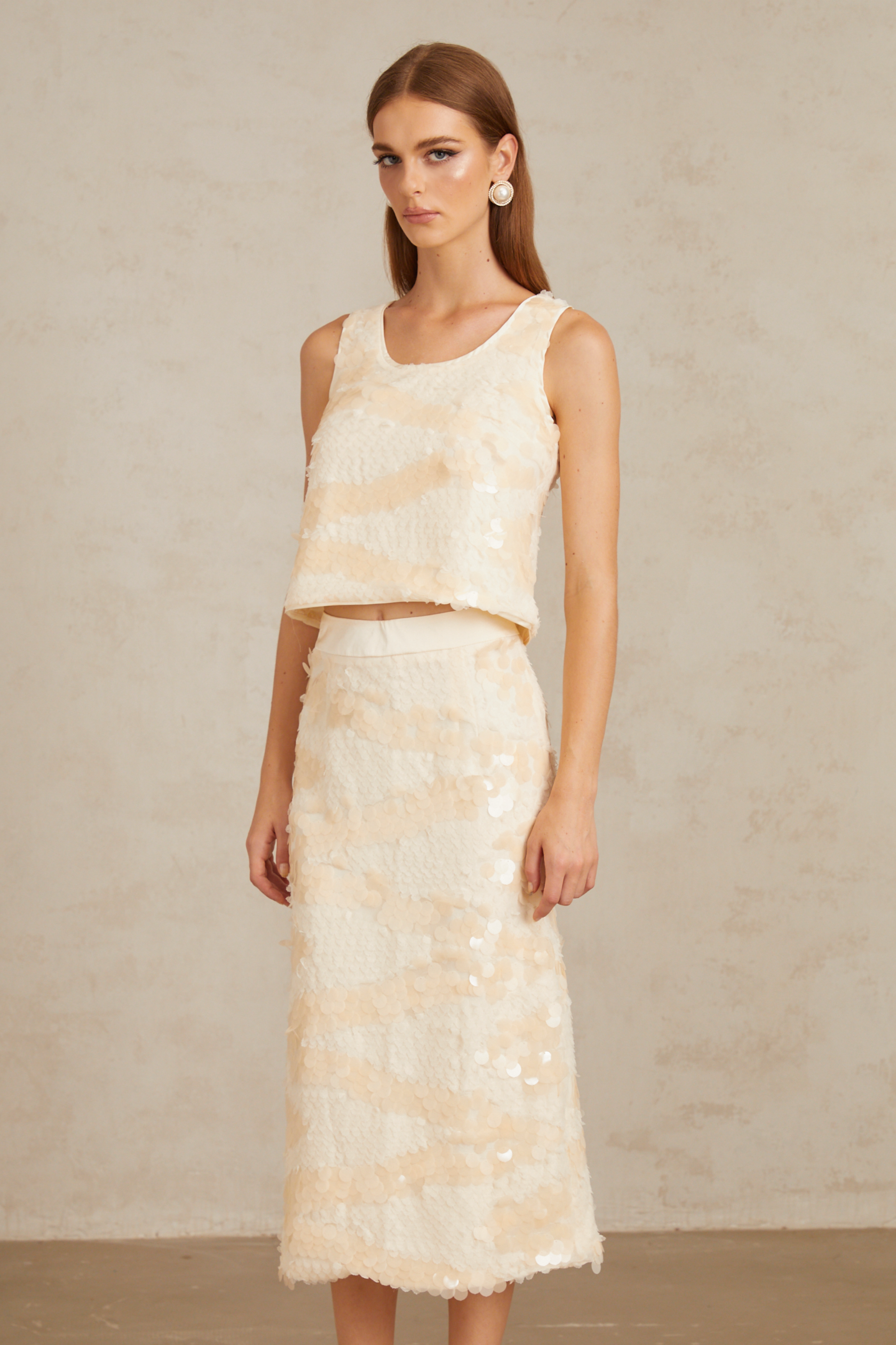 Maisie – Oberteil und Rock mit strukturierten Pailletten und Verzierungen