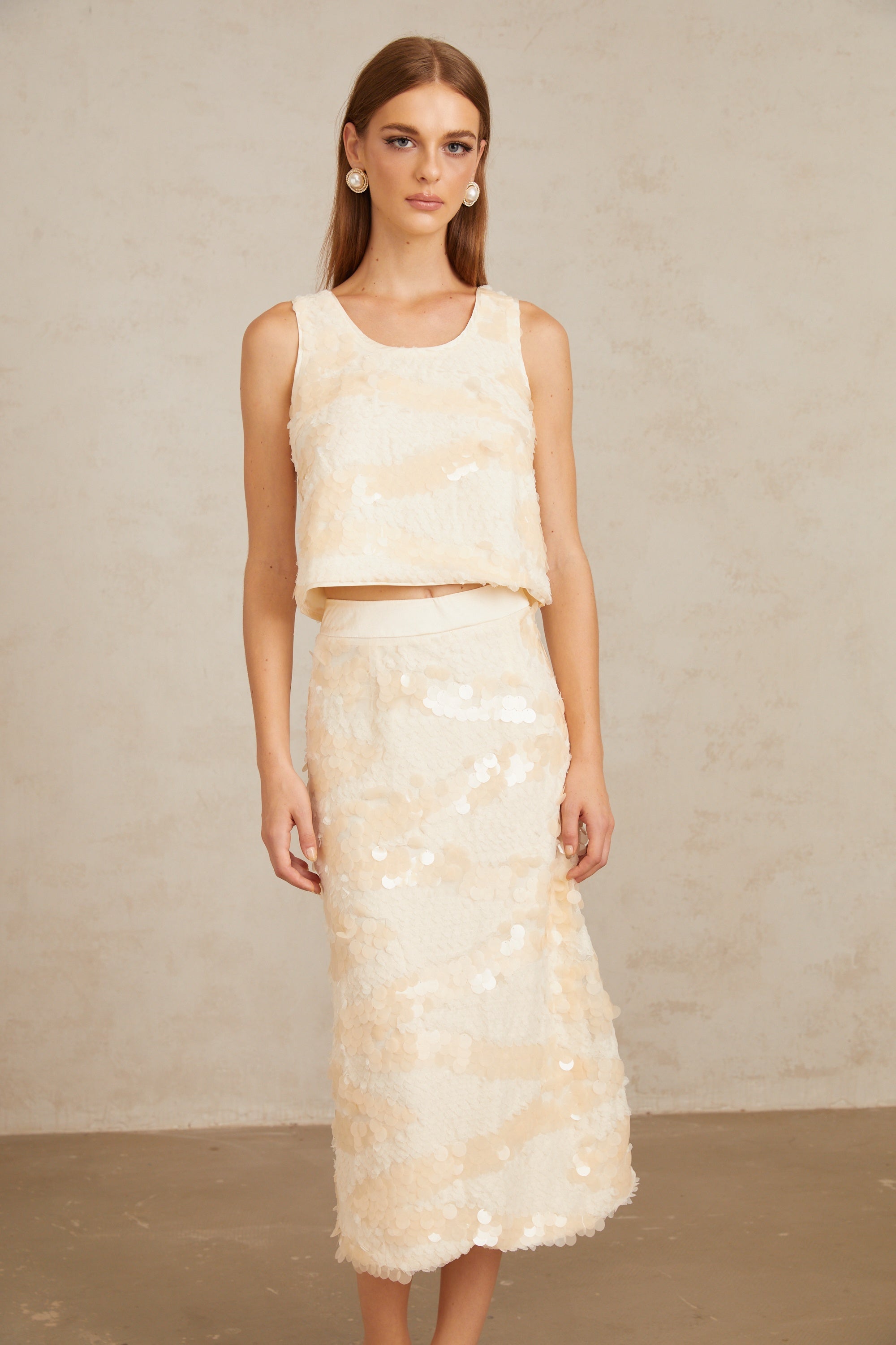 Maisie – Oberteil und Rock mit strukturierten Pailletten und Verzierungen