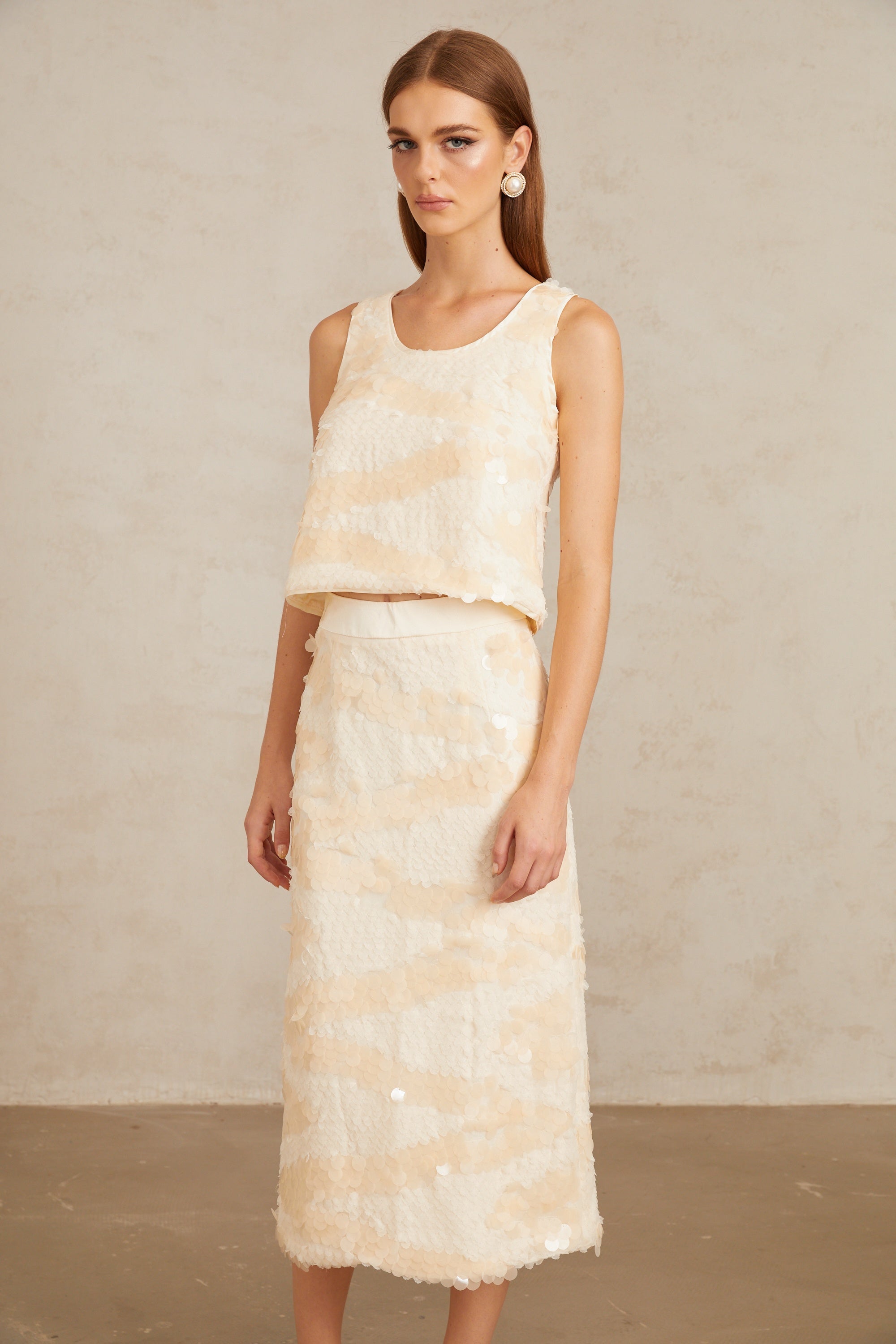 Maisie – Oberteil und Rock mit strukturierten Pailletten und Verzierungen