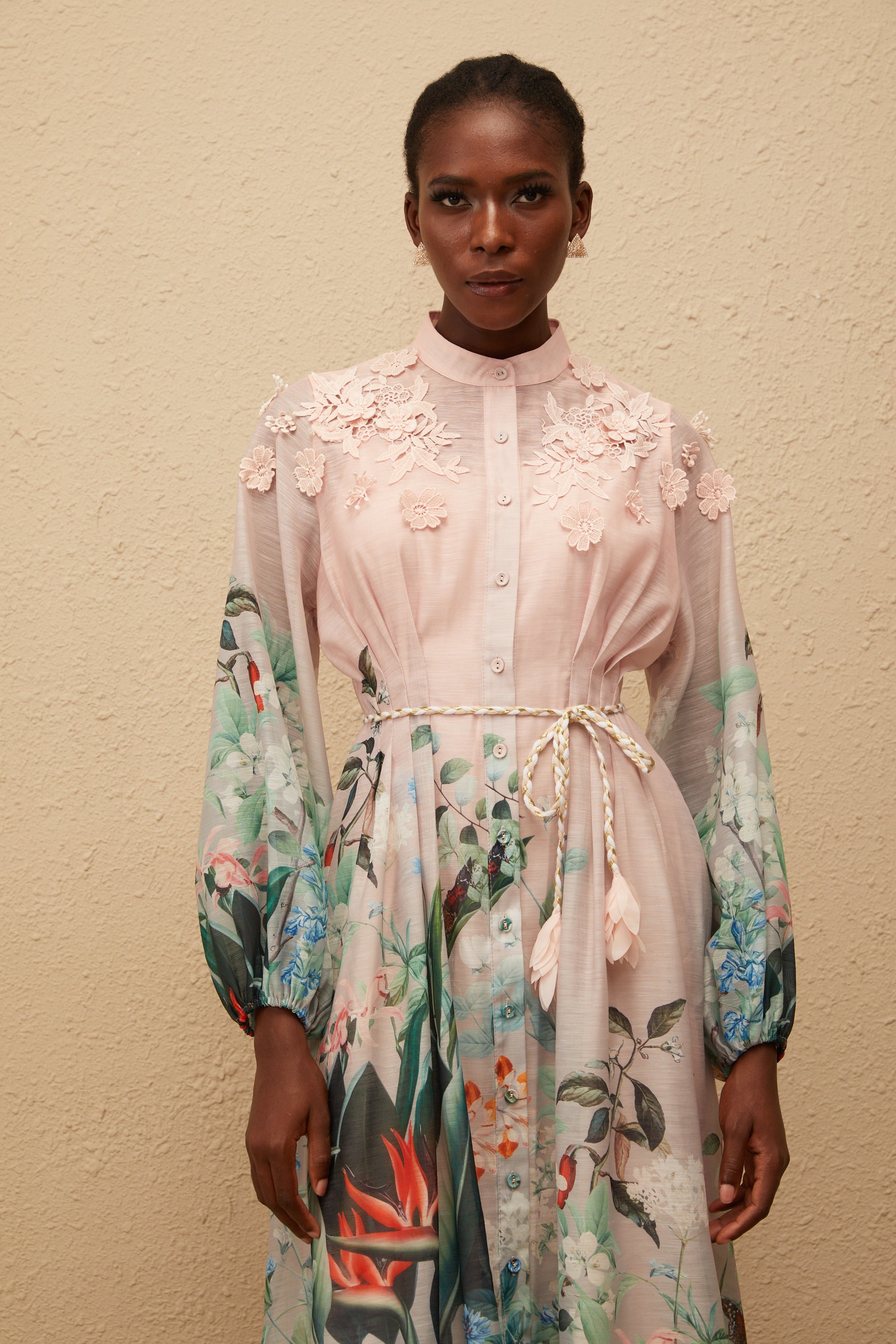 فستان دلفين ماكسي بطبعة زهور خضراء