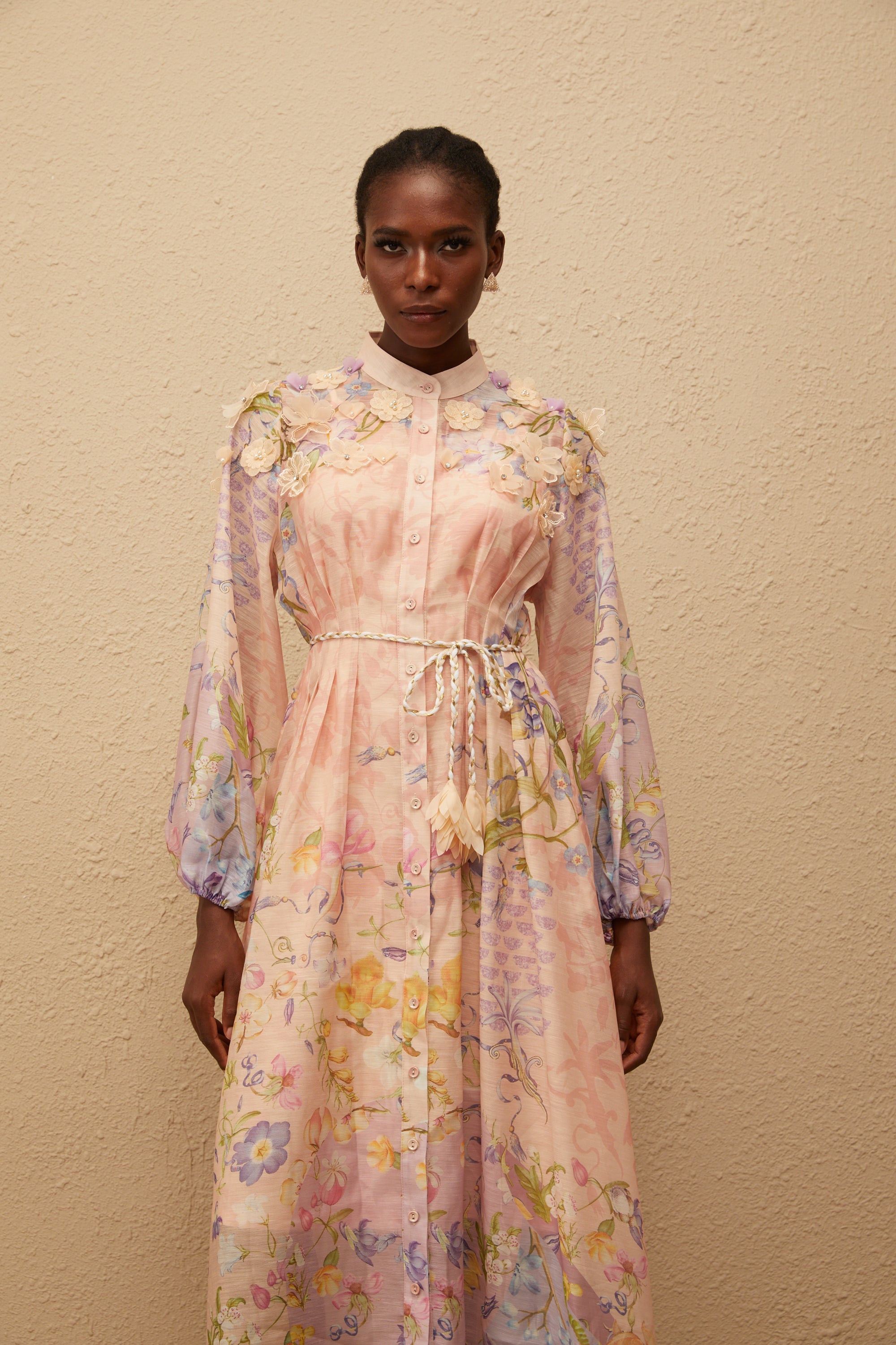 فستان دلفين ماكسي بطبعة زهور وردية