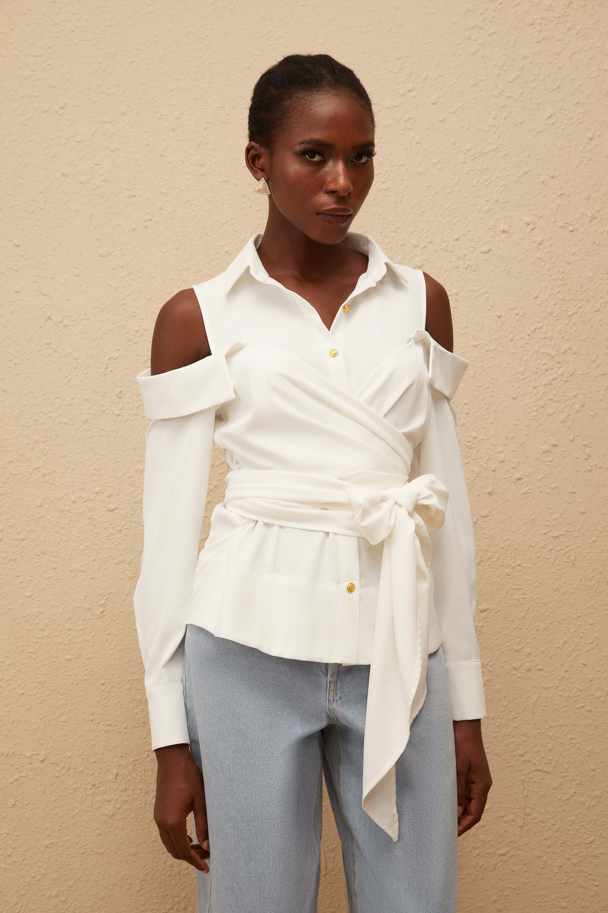 Valérie White Cold Shoulder Self Tie Shirt