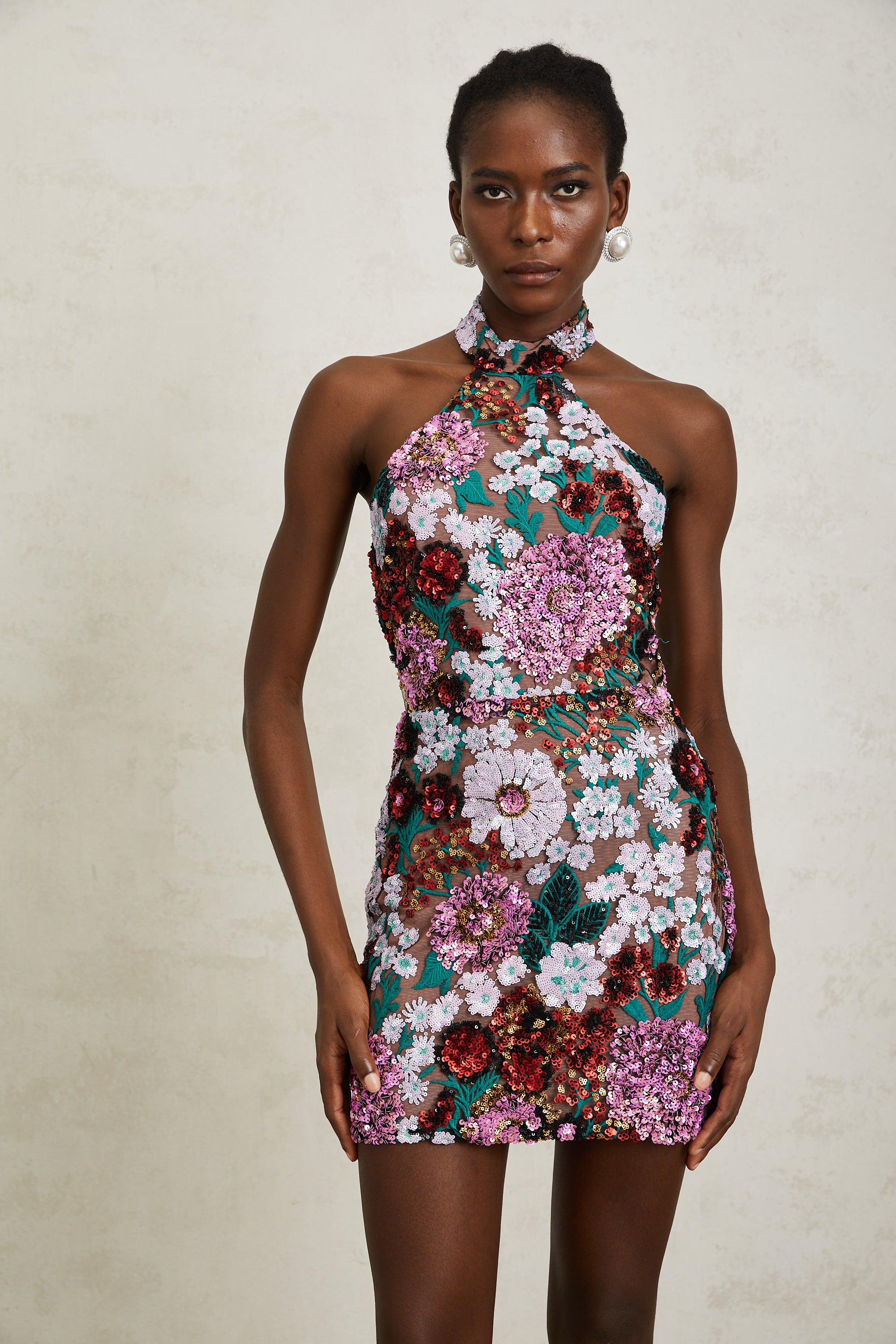 Lilafarbenes Minikleid „Clara“ mit Pailletten und Blumenstickerei