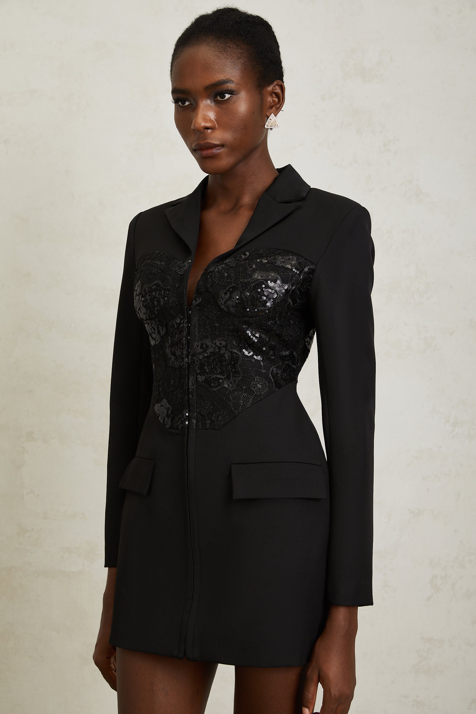 Alexia Blazer mit Farbblockierung und Spitzeneinsätzen