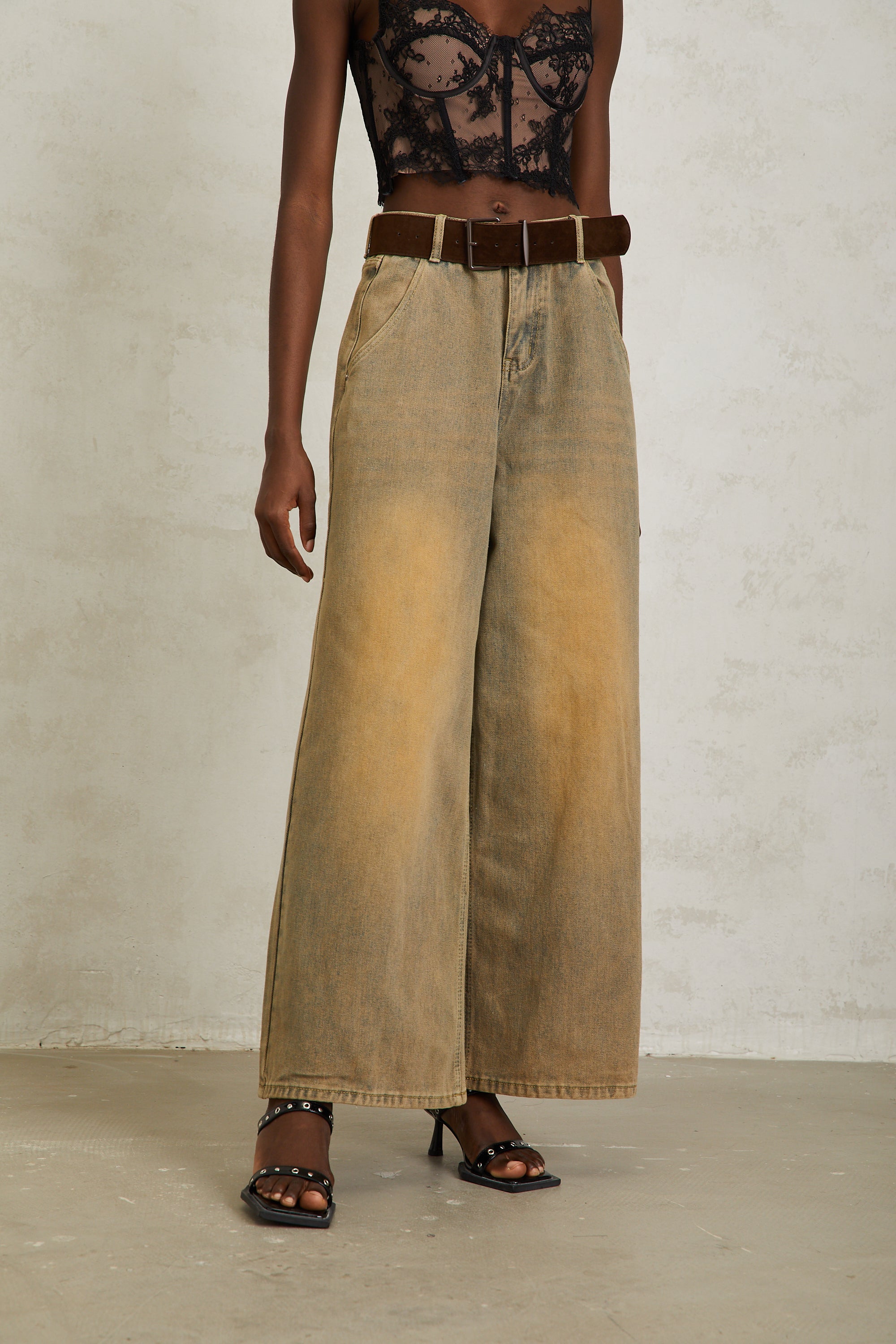 Loanne – Hellblaue Jeans aus verwaschenem Denim