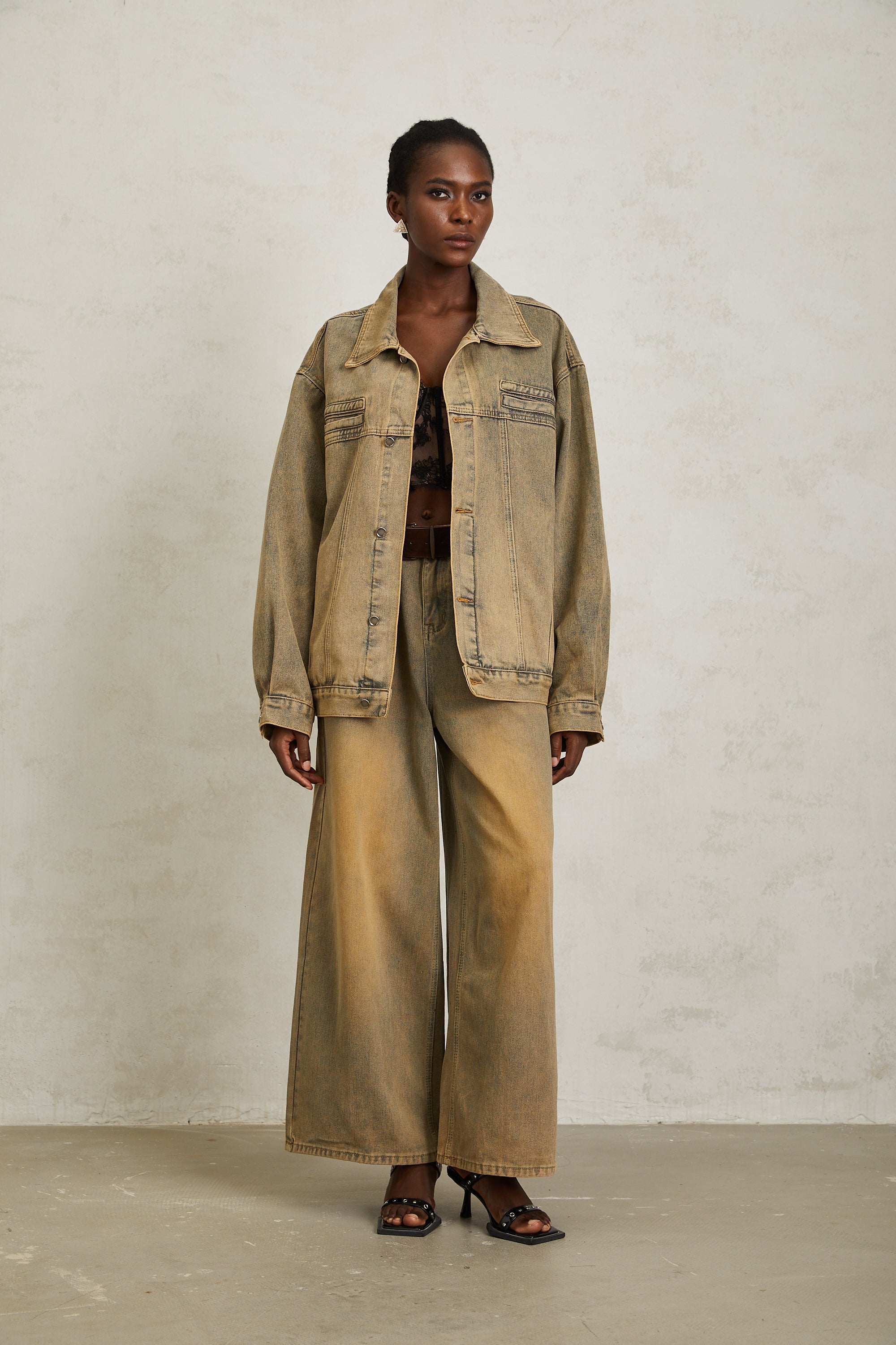 Loanne – Hellblaue Jeans aus verwaschenem Denim