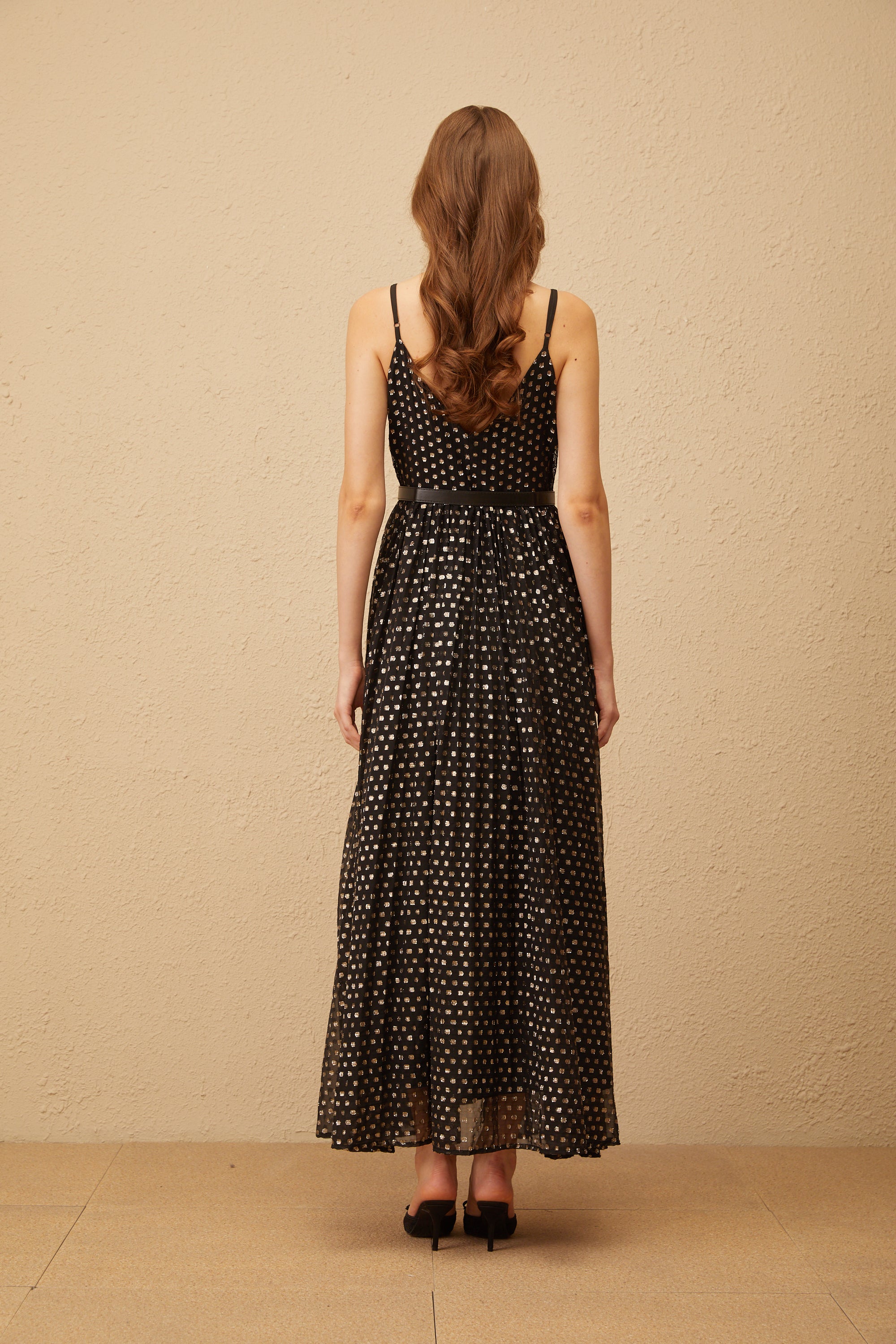 فستان ألويس الأسود المنقط متوسط الطول