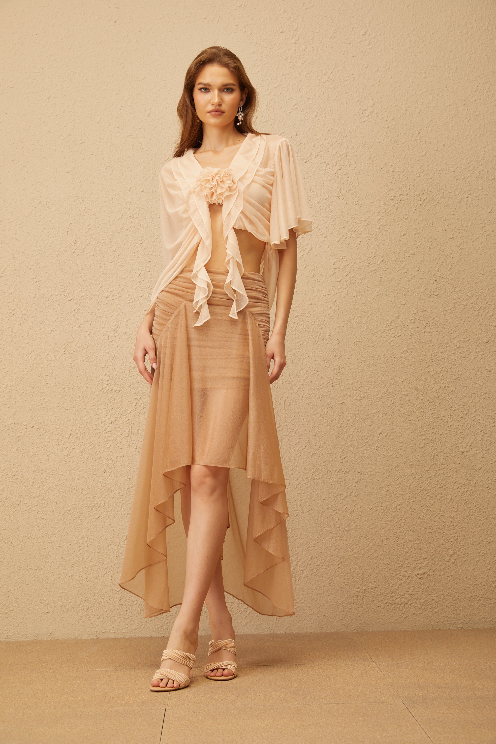 Zélie تنورة متوسطة الطول بحاشية مكشكشة محايدة