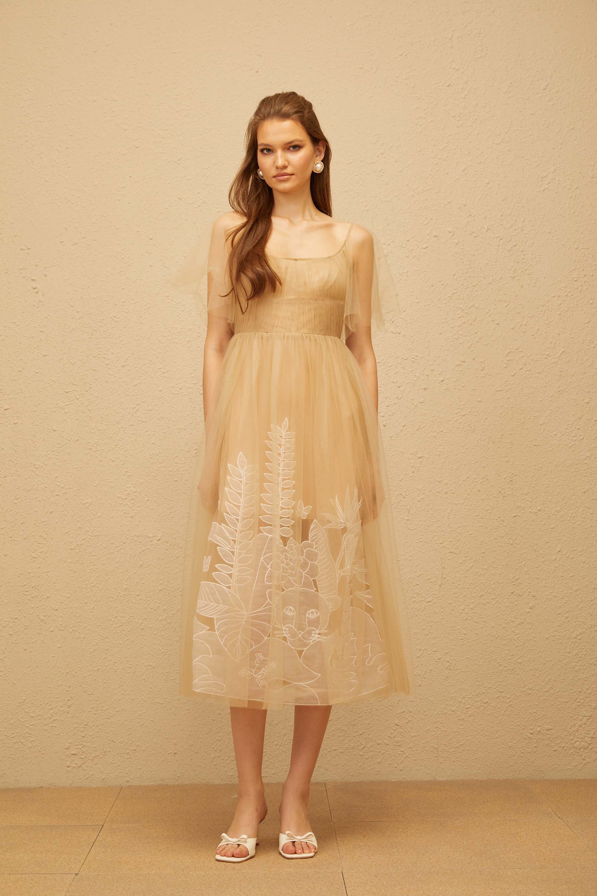 Blanka Neutrales, plissiertes Jacquard-Tüll-Midikleid