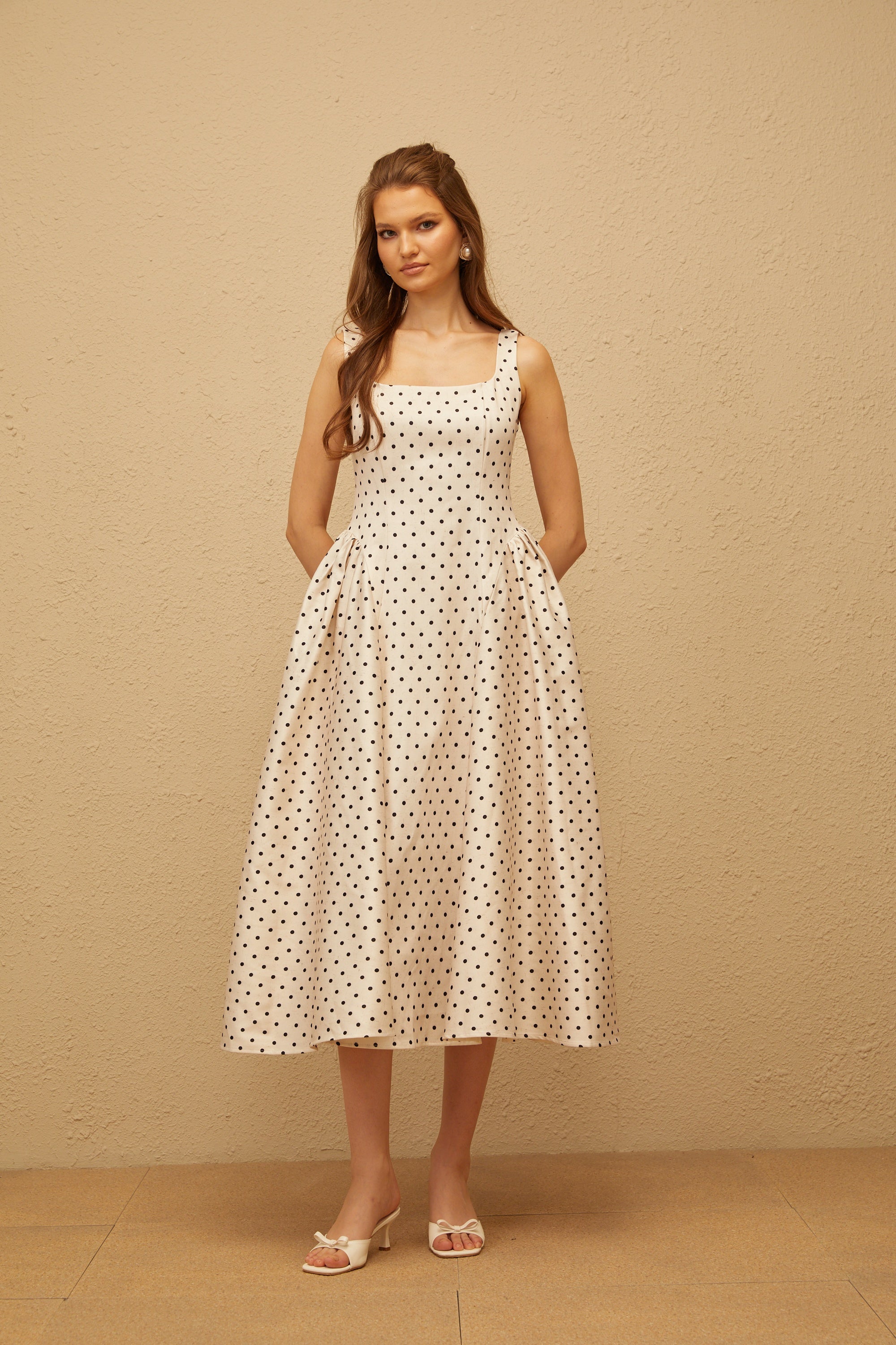Geneviève White Polka Dot Midi Dress