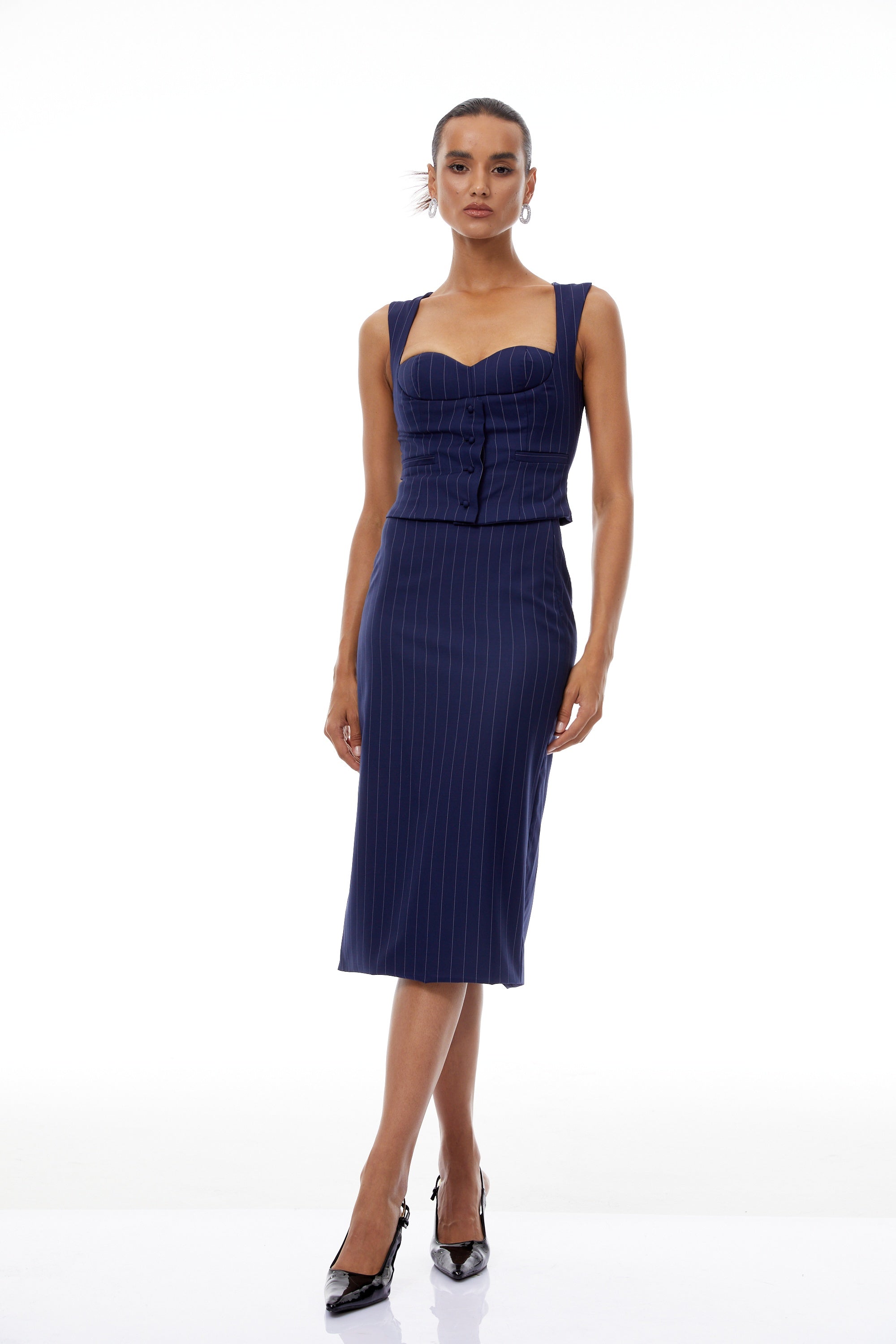 طقم أوريان بلوزة وتنورة مخططة باللون الأزرق الداكن