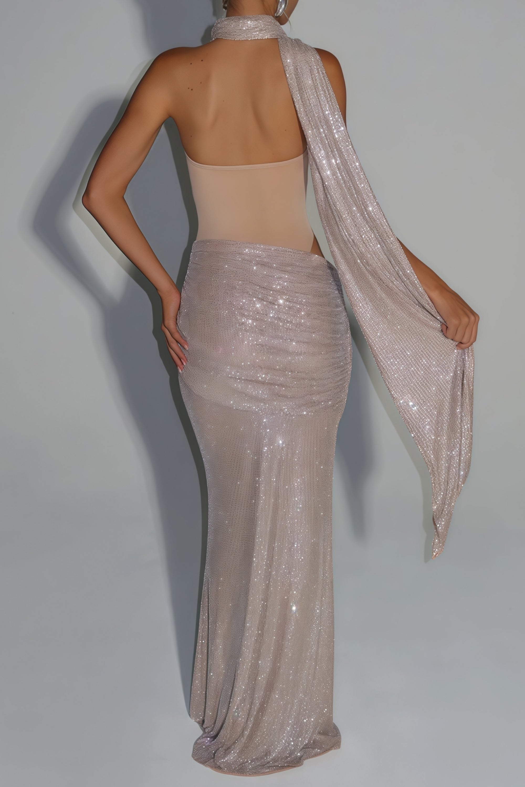 طقم بدلة وتنورة من كاثرين وايت محبوكة ومضلعة