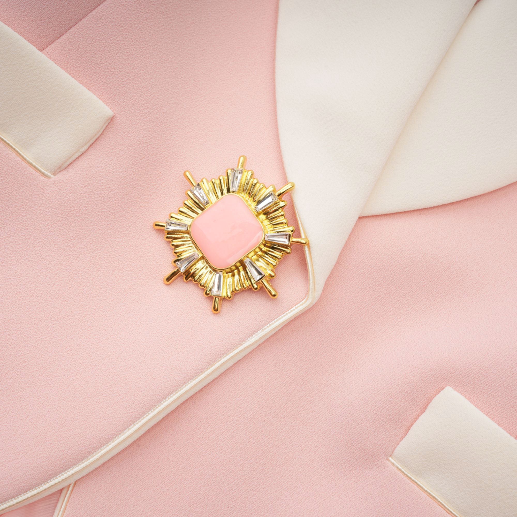 Claretta – passendes Set aus Blazer und Hose im Farbblockdesign