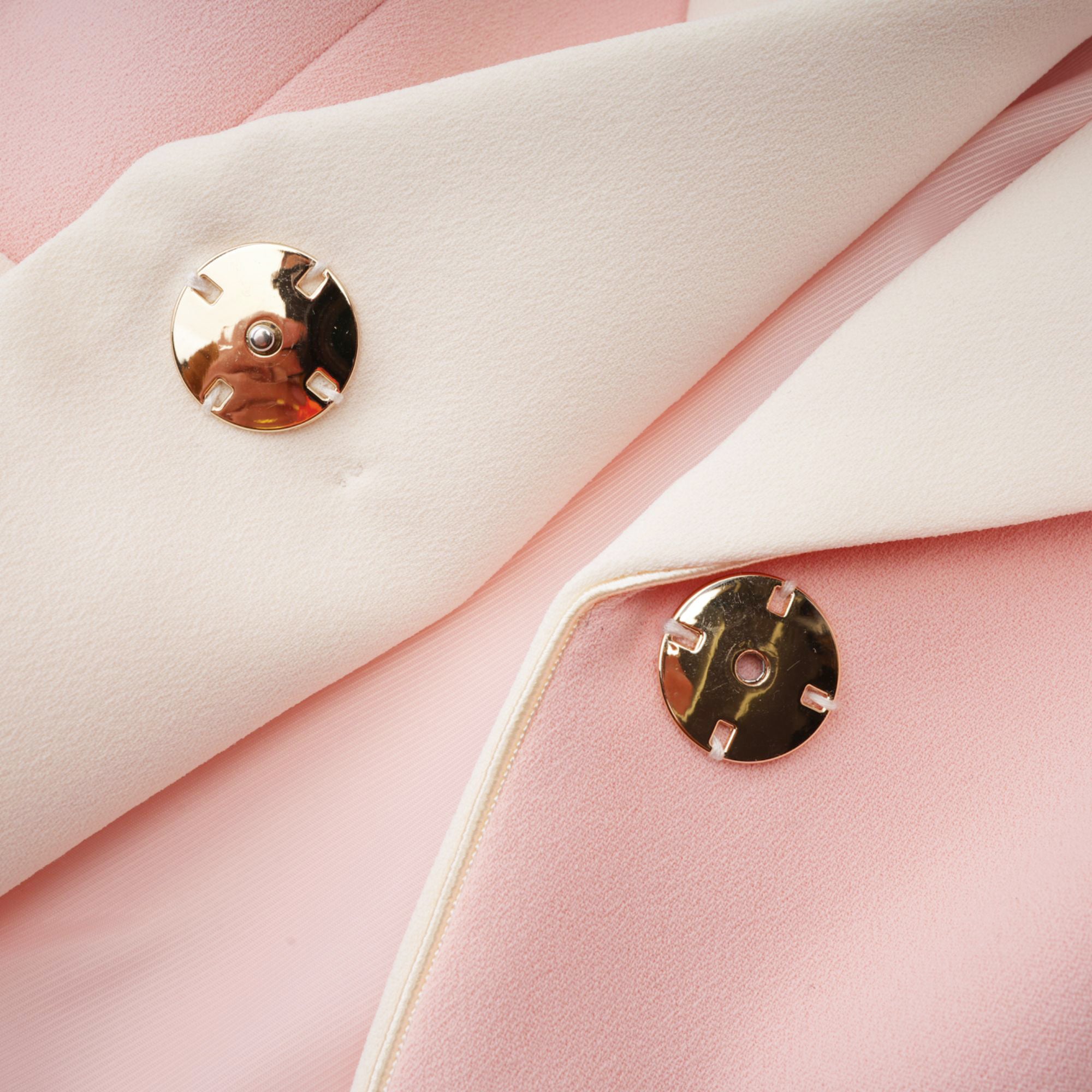 Claretta – passendes Set aus Blazer und Hose im Farbblockdesign