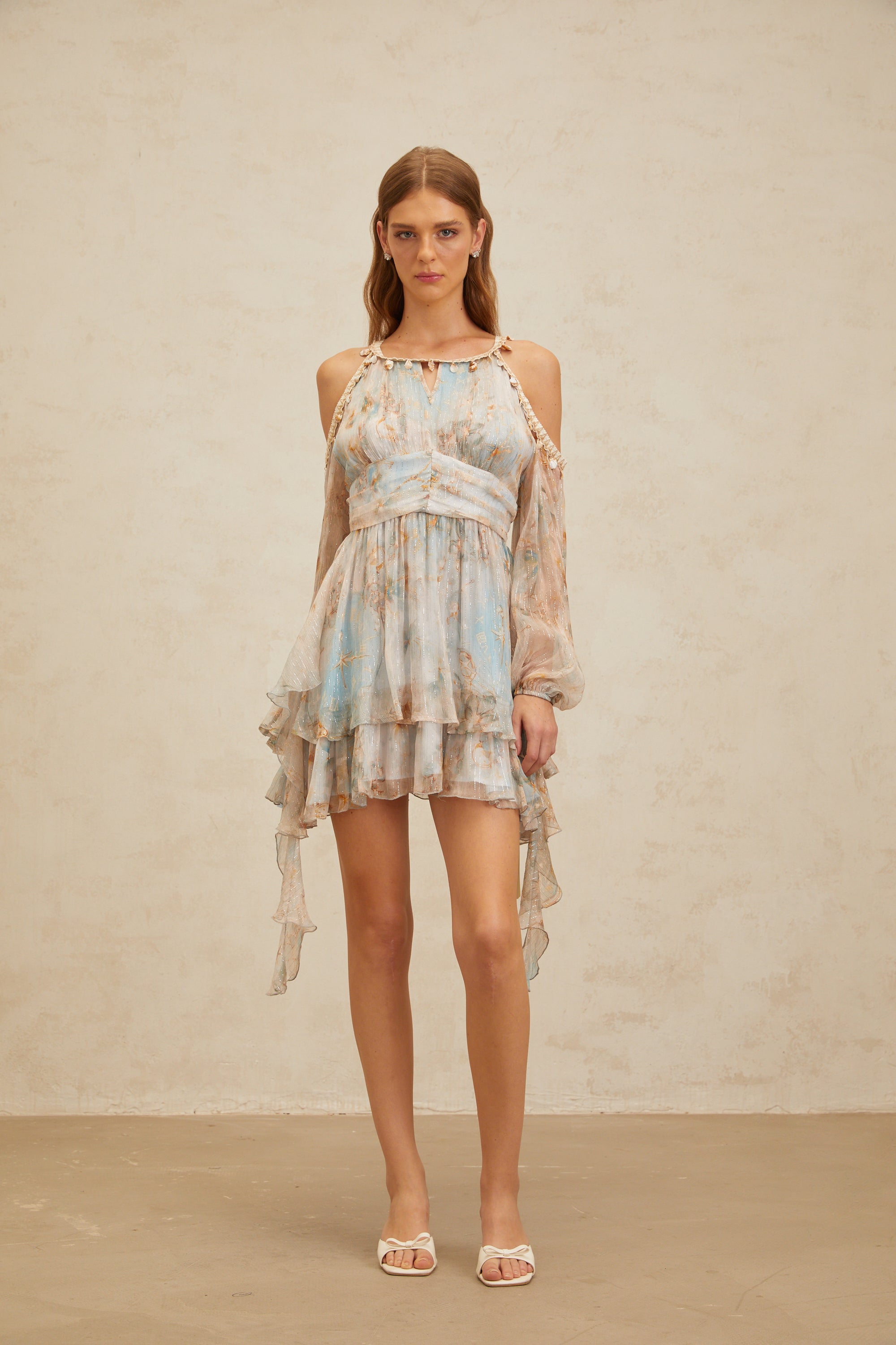 Glannon, blaues Minikleid aus Seide mit Blumenmuster