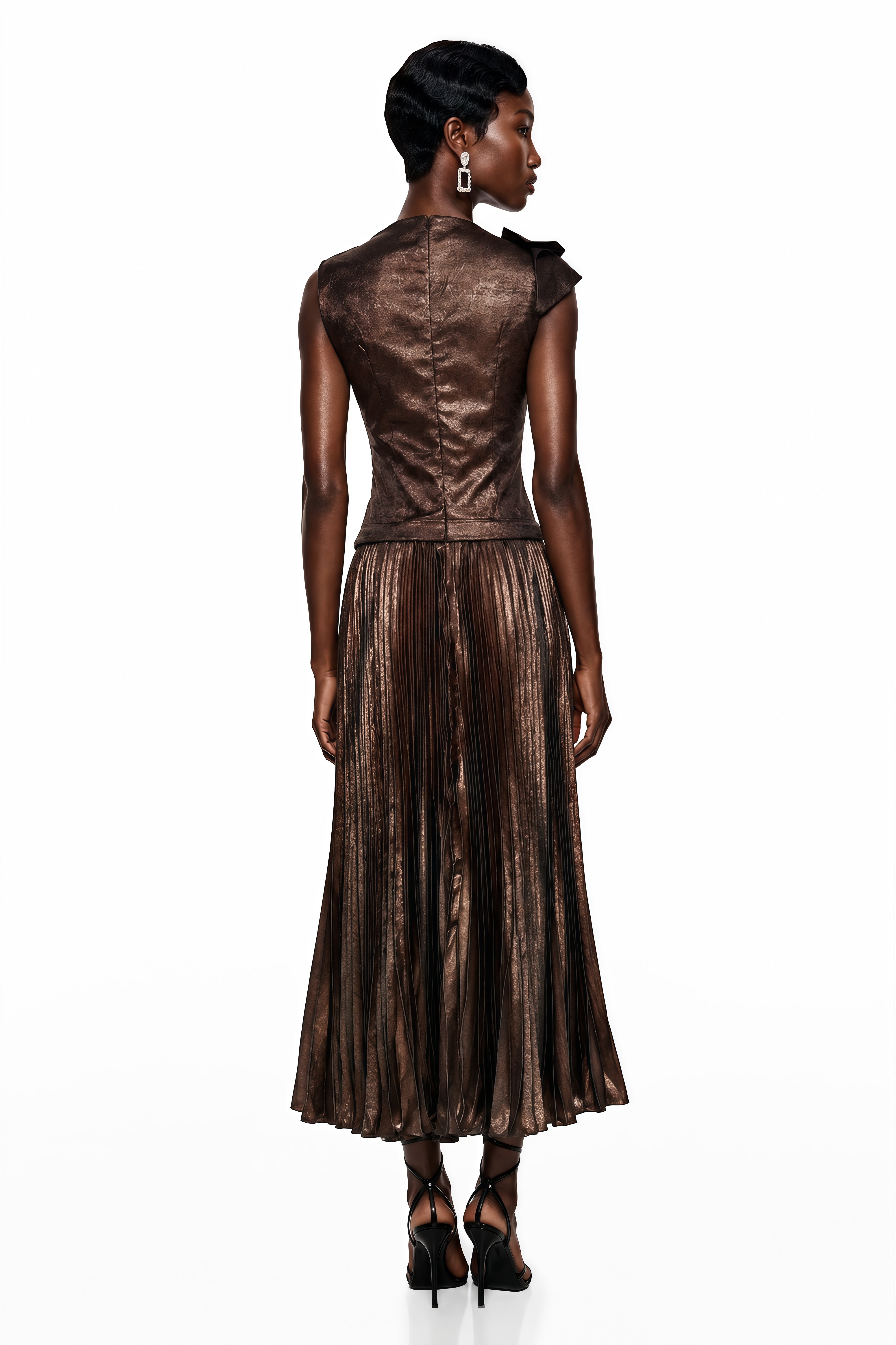 Robe longue plissée asymétrique Jacinta, couleur chocolat
