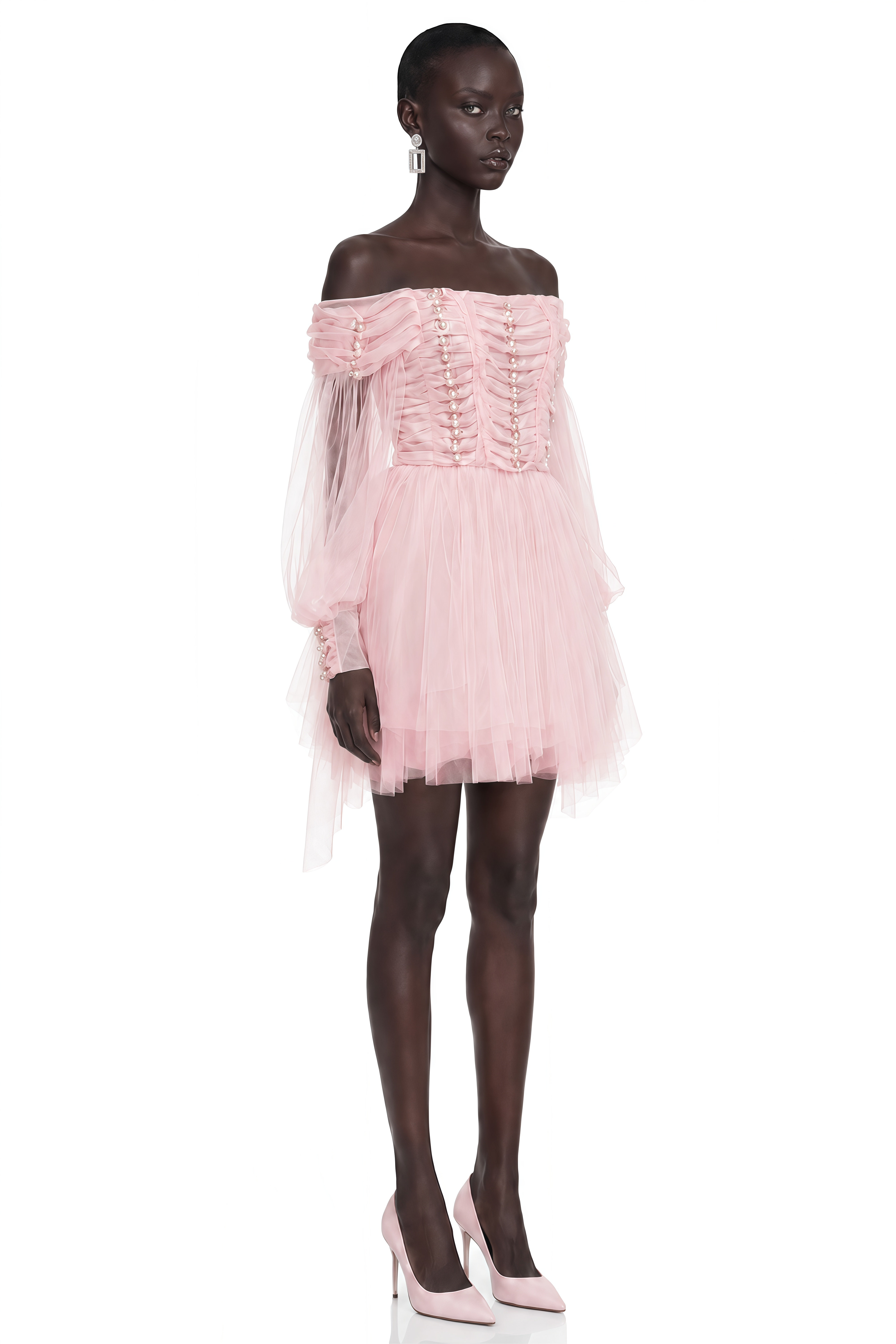 Mini-robe asymétrique rose poudré à volants et perles Alma