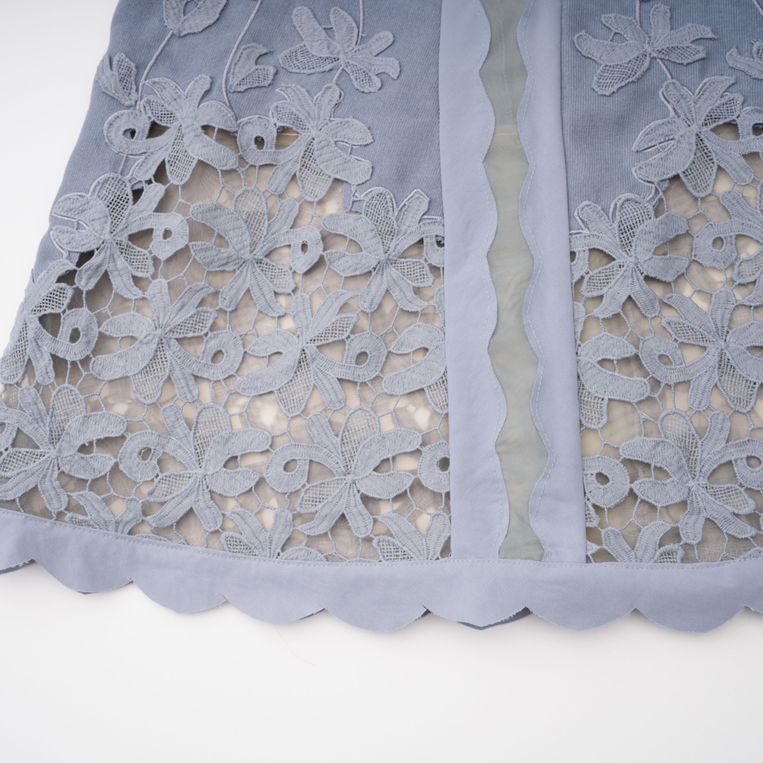 Amália Blue Scalloped Floral Embroidered Midi Dress