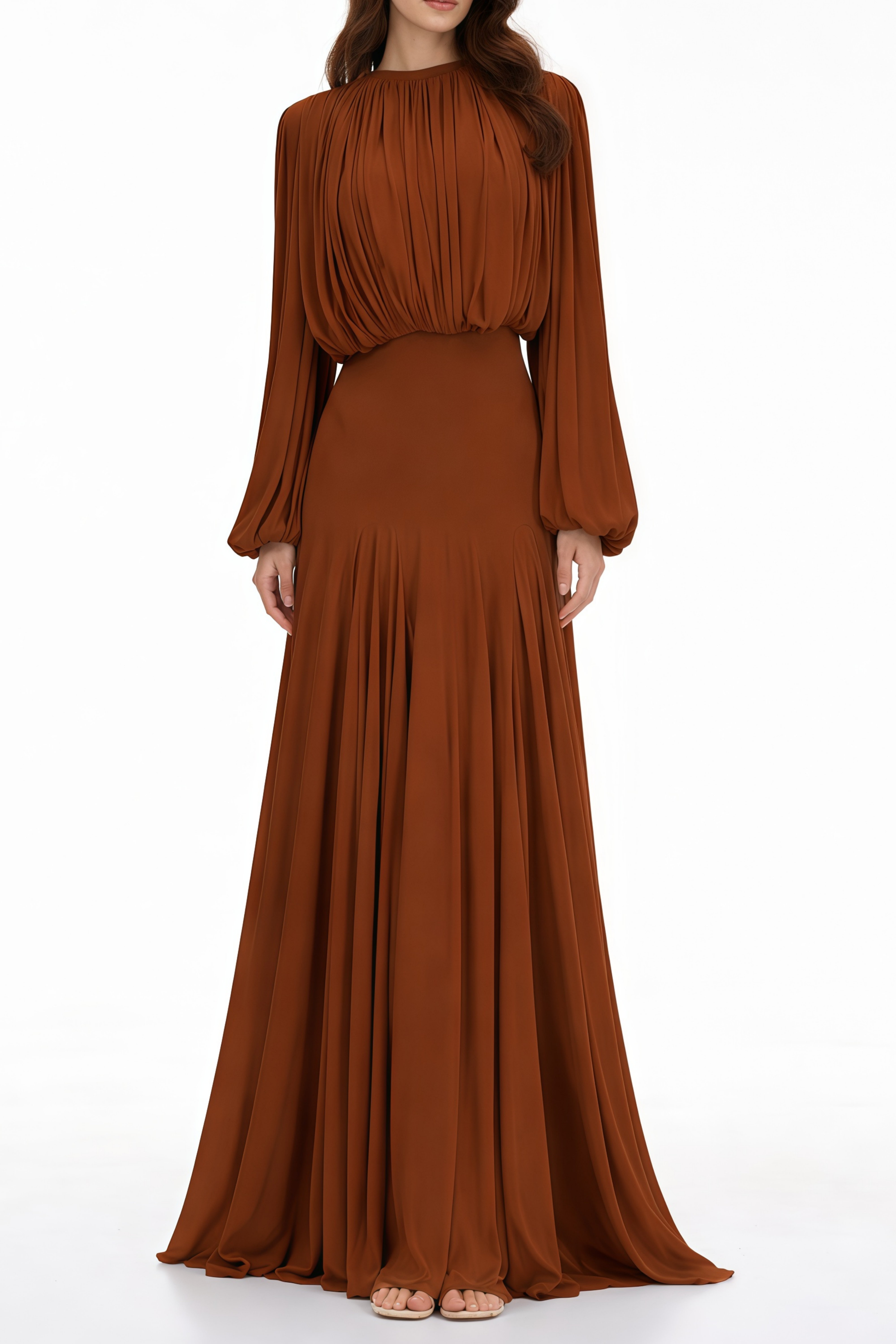 فستان طويل بكمات واسعة ومطوي من أنابيل براون