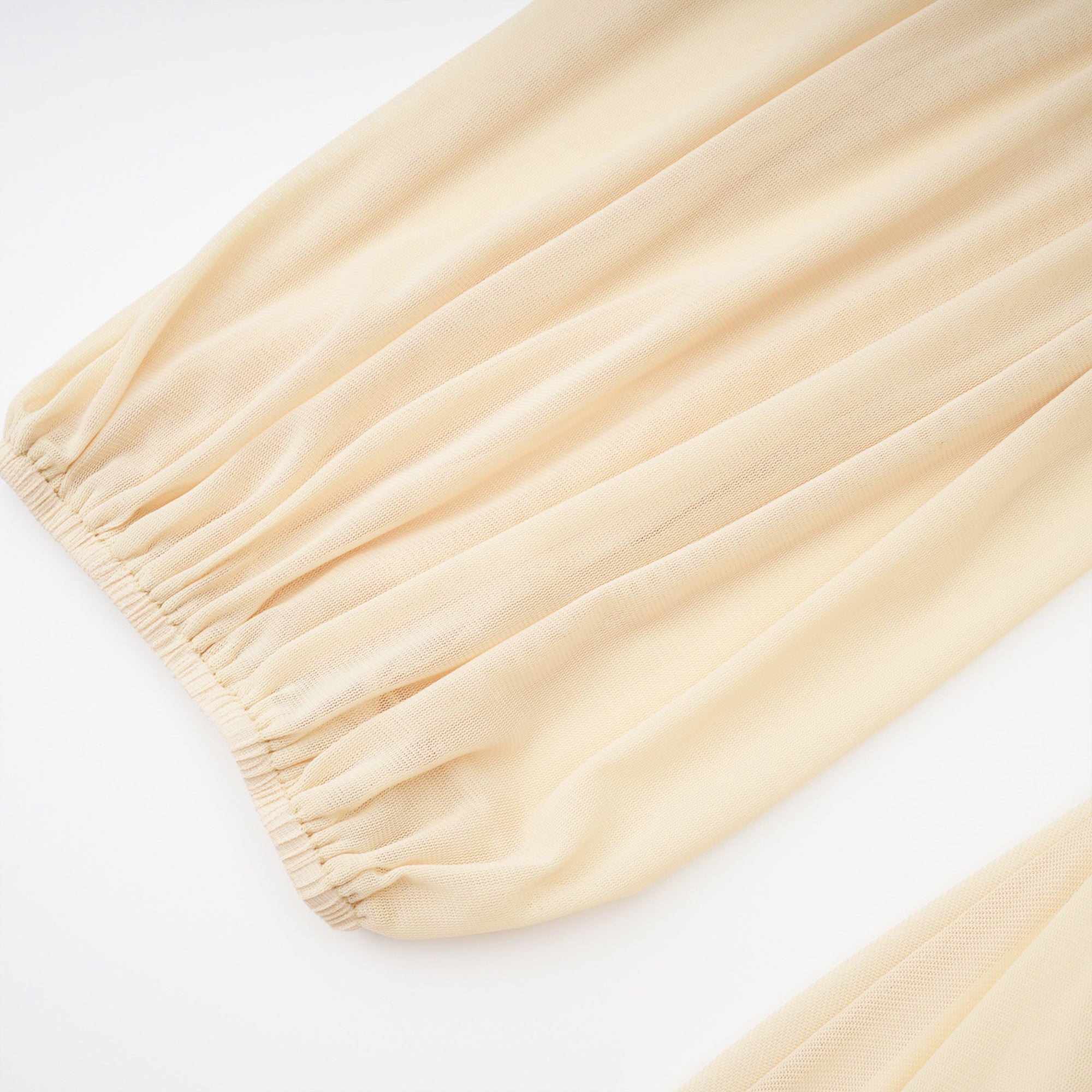 Robe longue plissée à manches lanterne jaune Annabelle