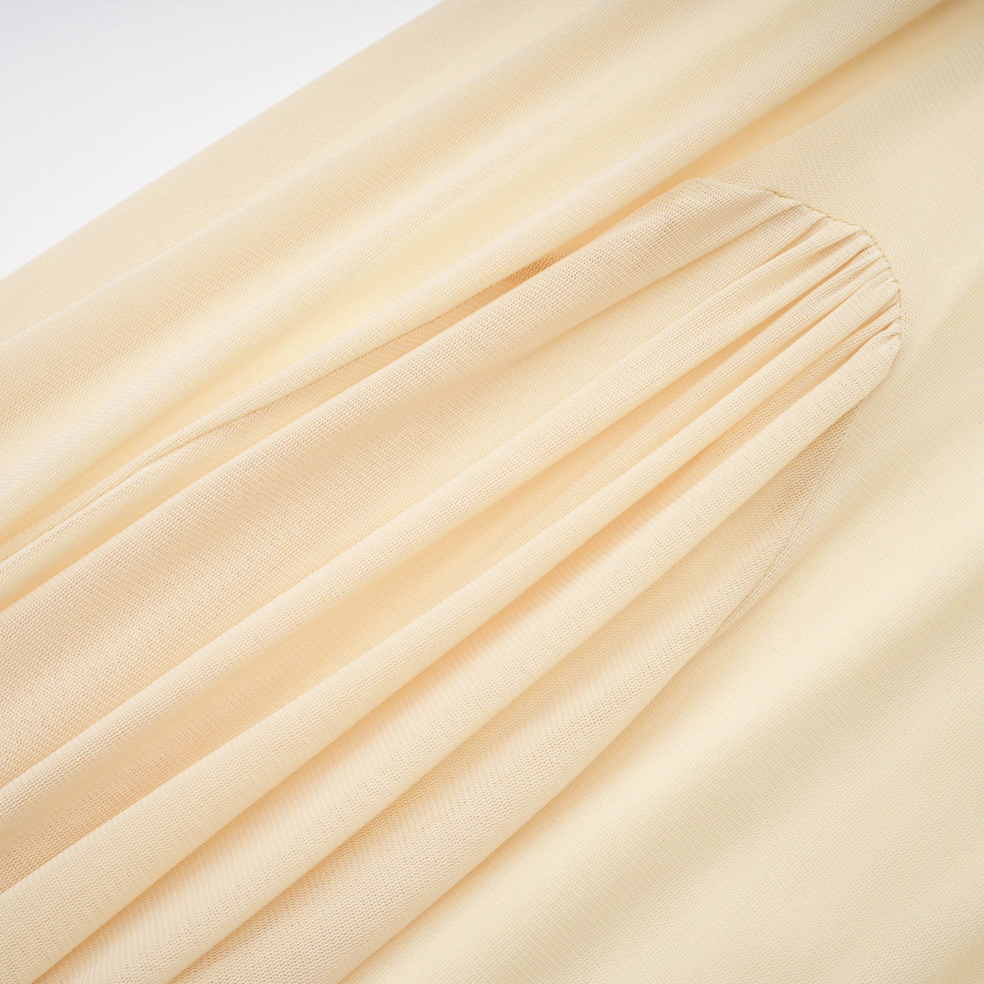 Robe longue plissée à manches lanterne jaune Annabelle