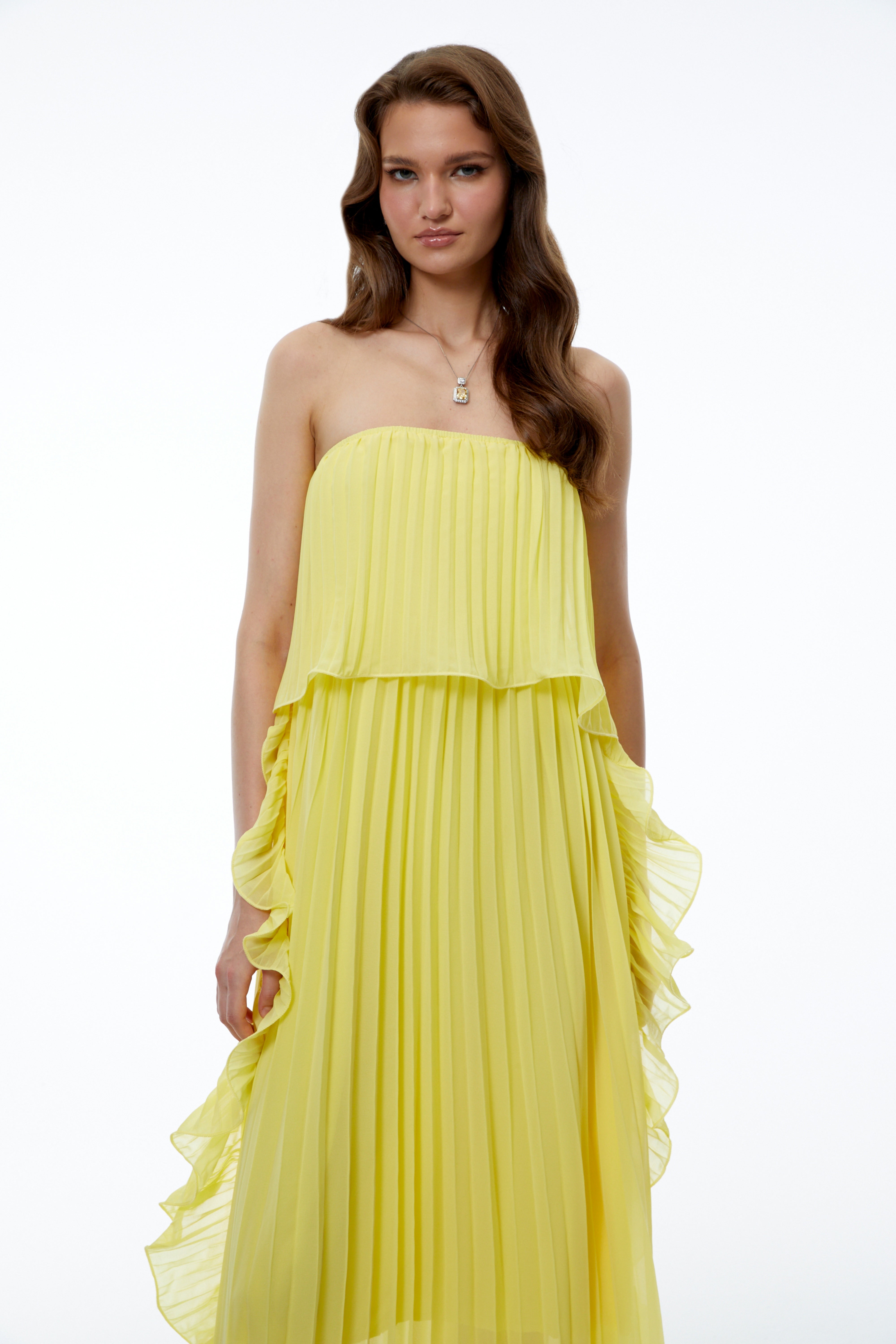 Robe longue plissée à volants et épaules dénudées, couleur jaune Aoi
