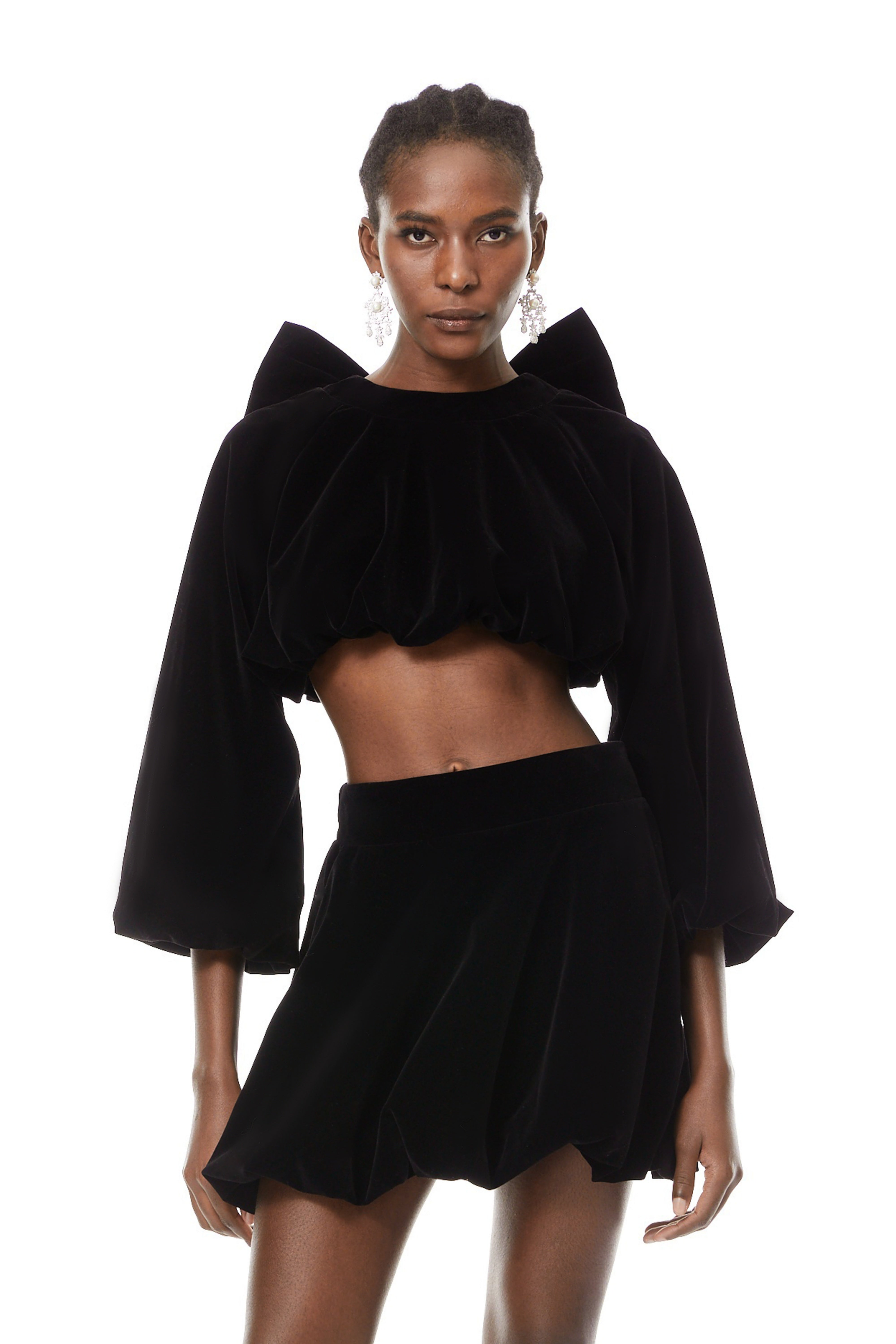 Beatrice Schwarzes Bubble-Set aus Samt mit Oberteil und Rock