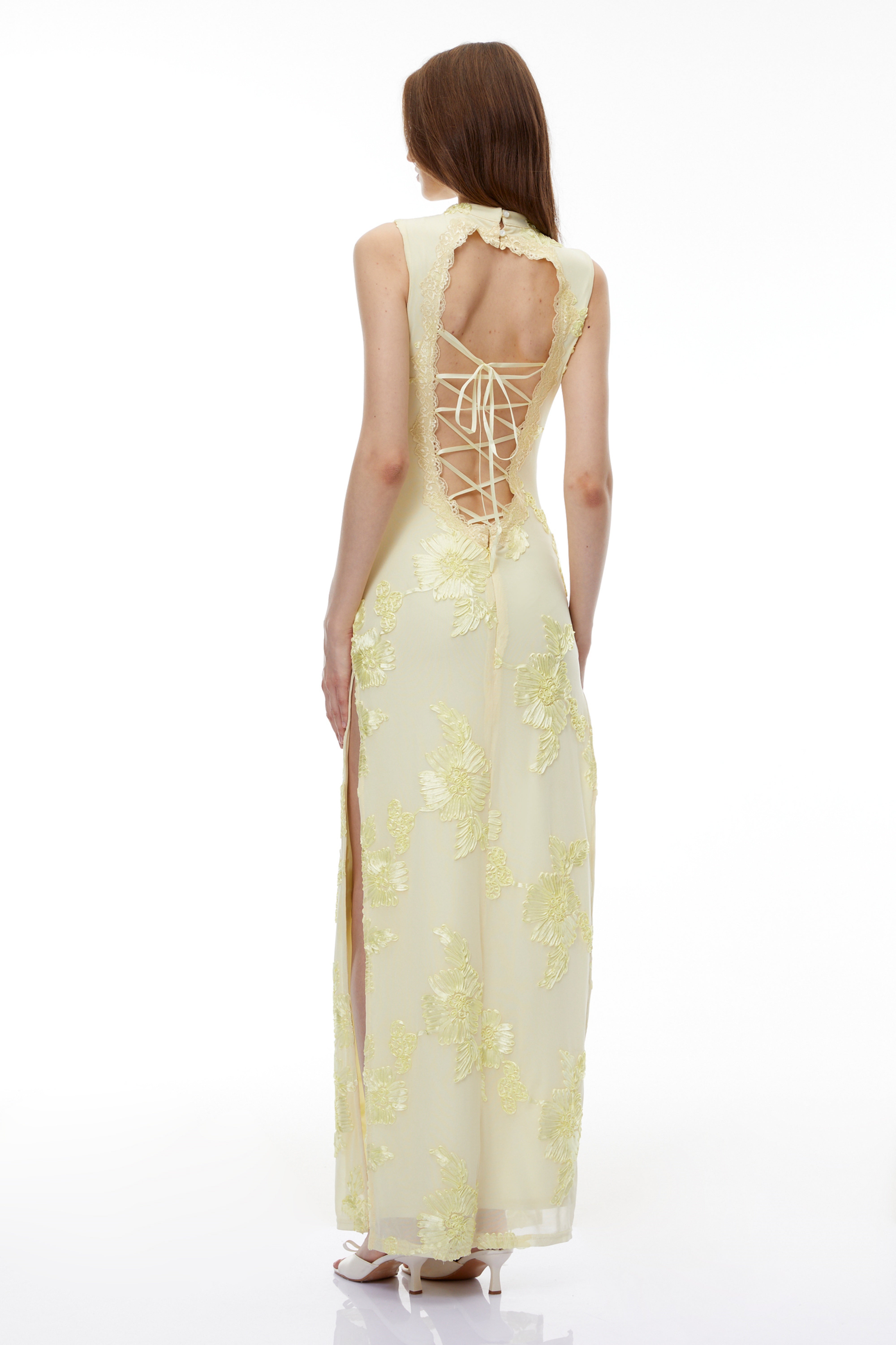 Berglind Gelbes Maxikleid mit 3D-Blumenmuster