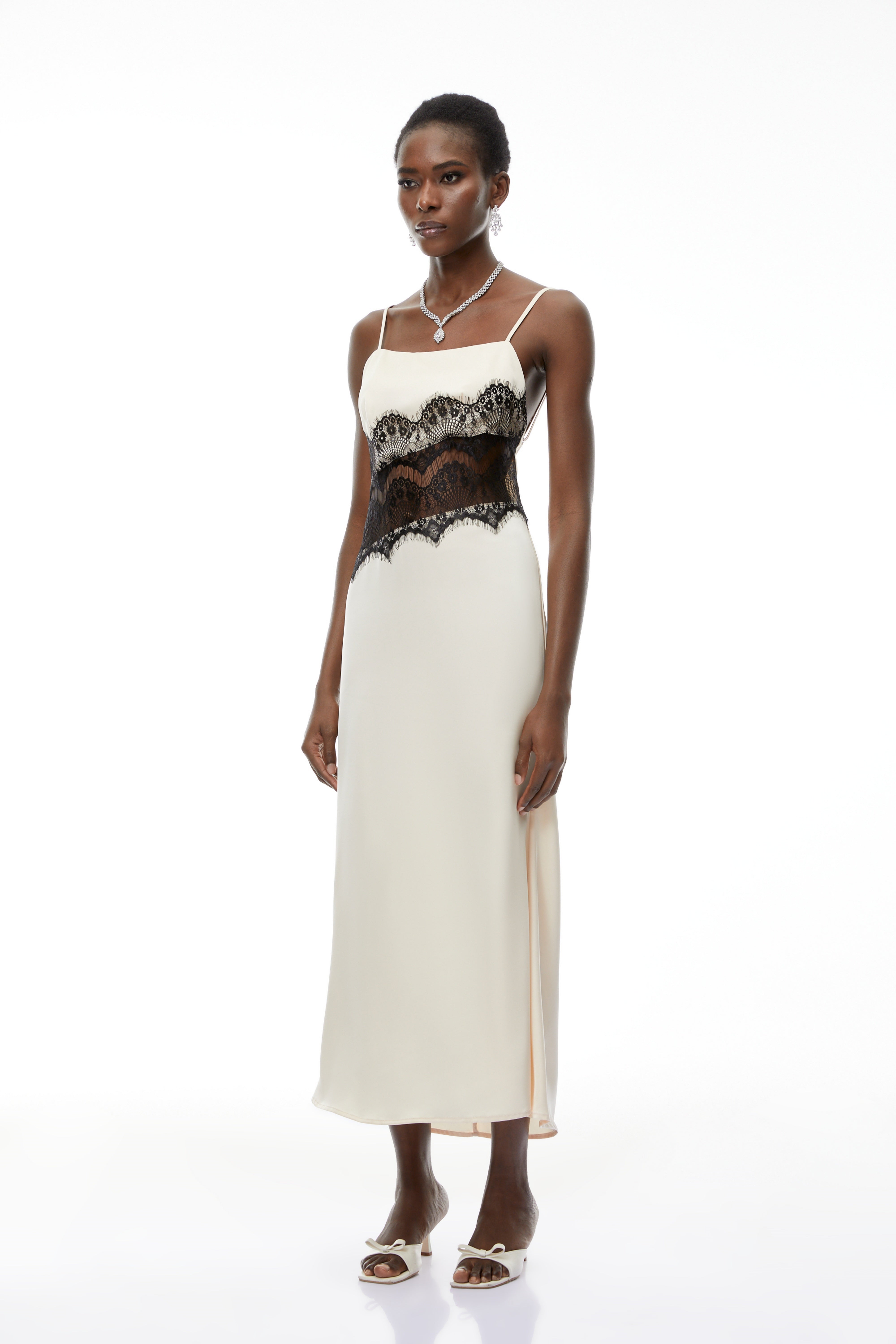 Midi-Kleid „Brooklyn“ mit weißen Spitzen-Einsätzen