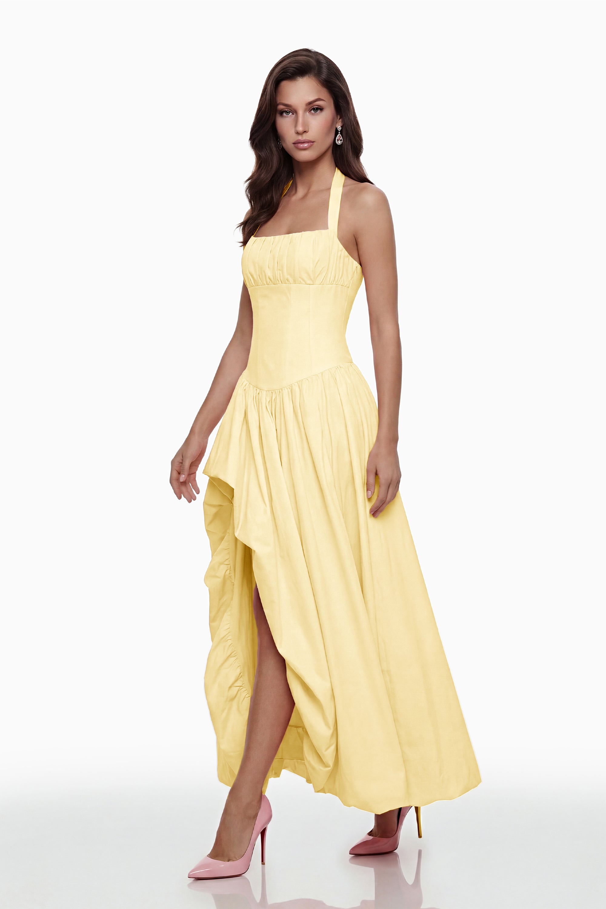 فستان طويل أصفر بدون أكمام من Caiya مع شق