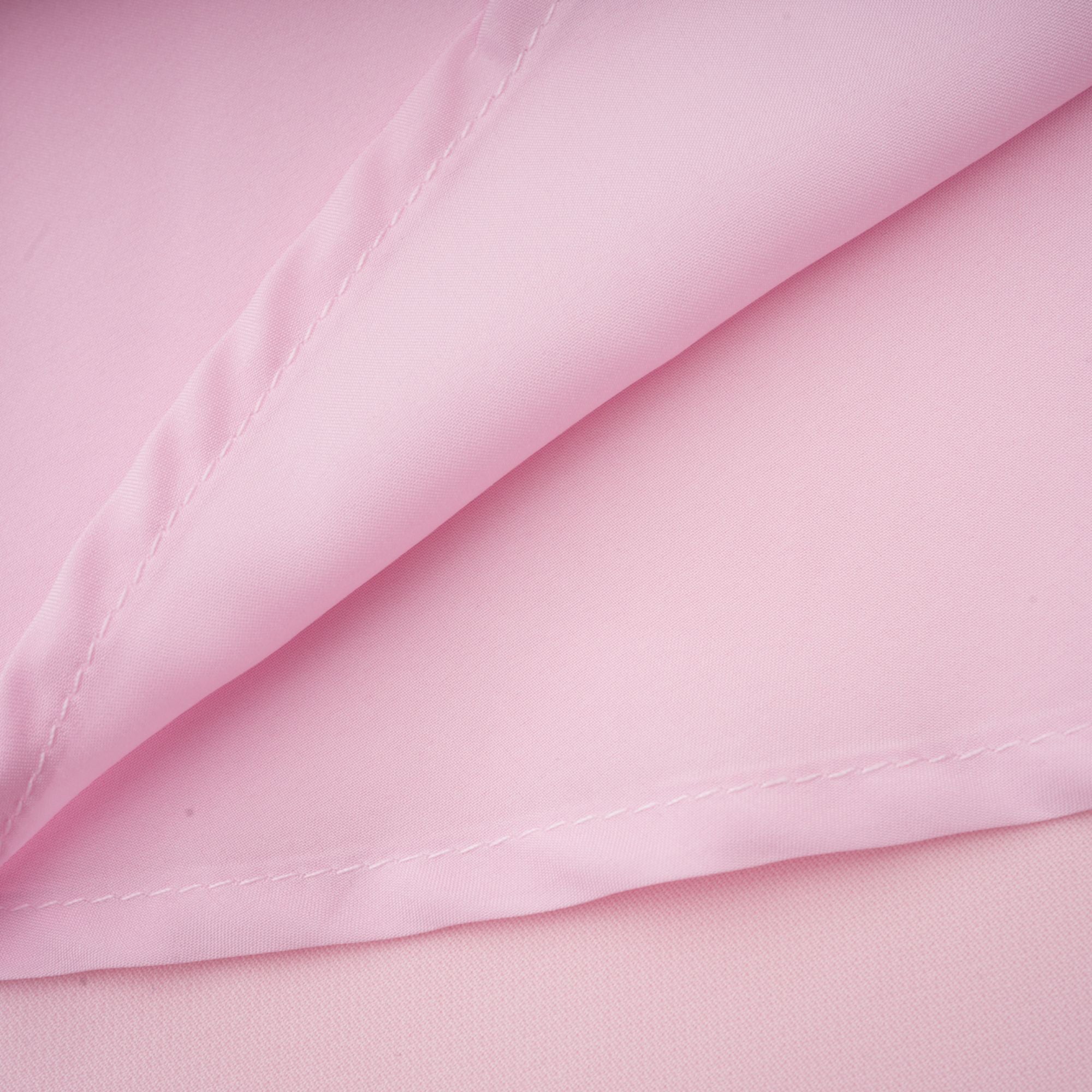 فستان كاسيوبيا متوسط الطول مع فيونكة وردية مزينة بالكريستال