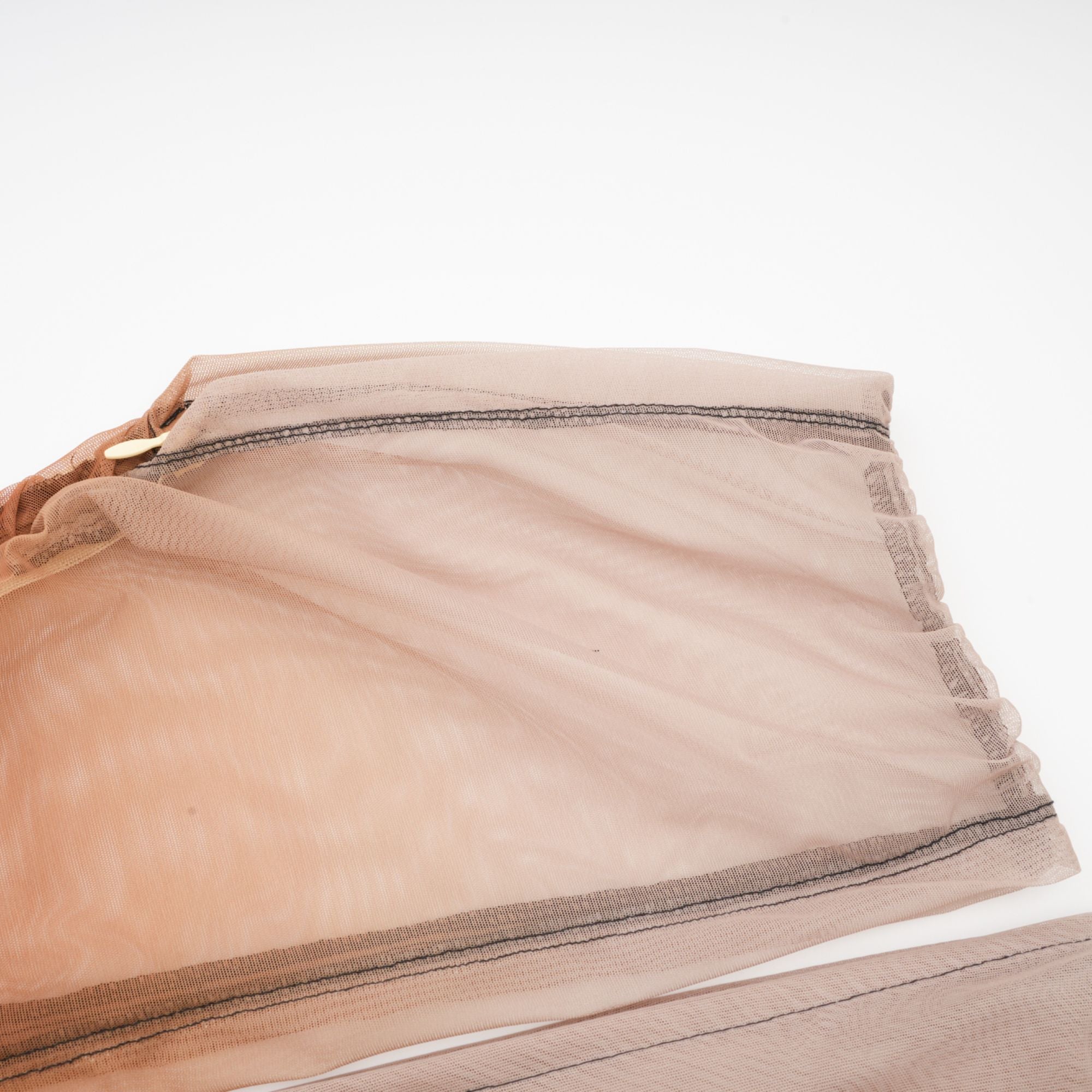 بدلة كابوسين بتأثير متدرج مع كشكشة