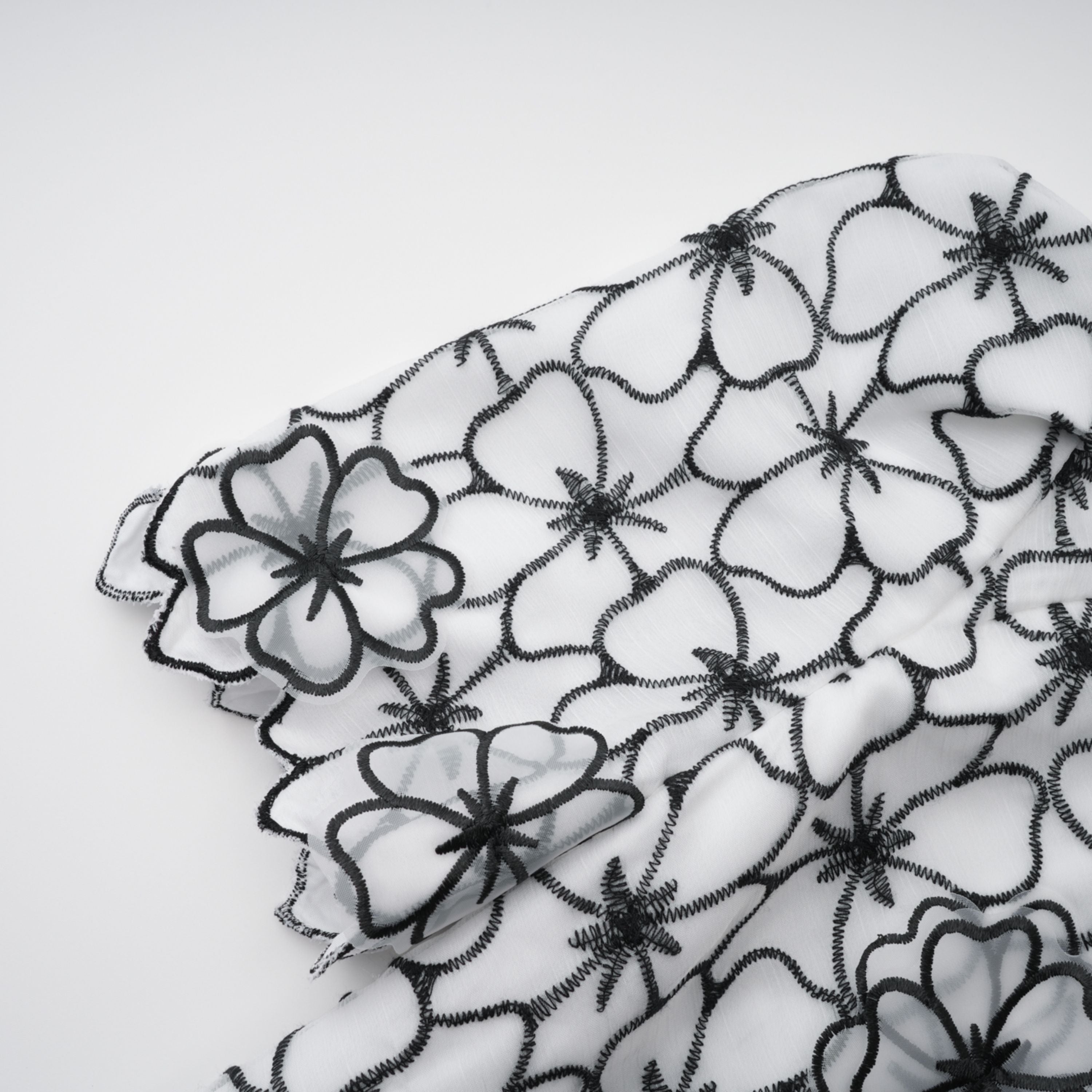 Yaelle White Floral Appliqué Tulle Midi Dress