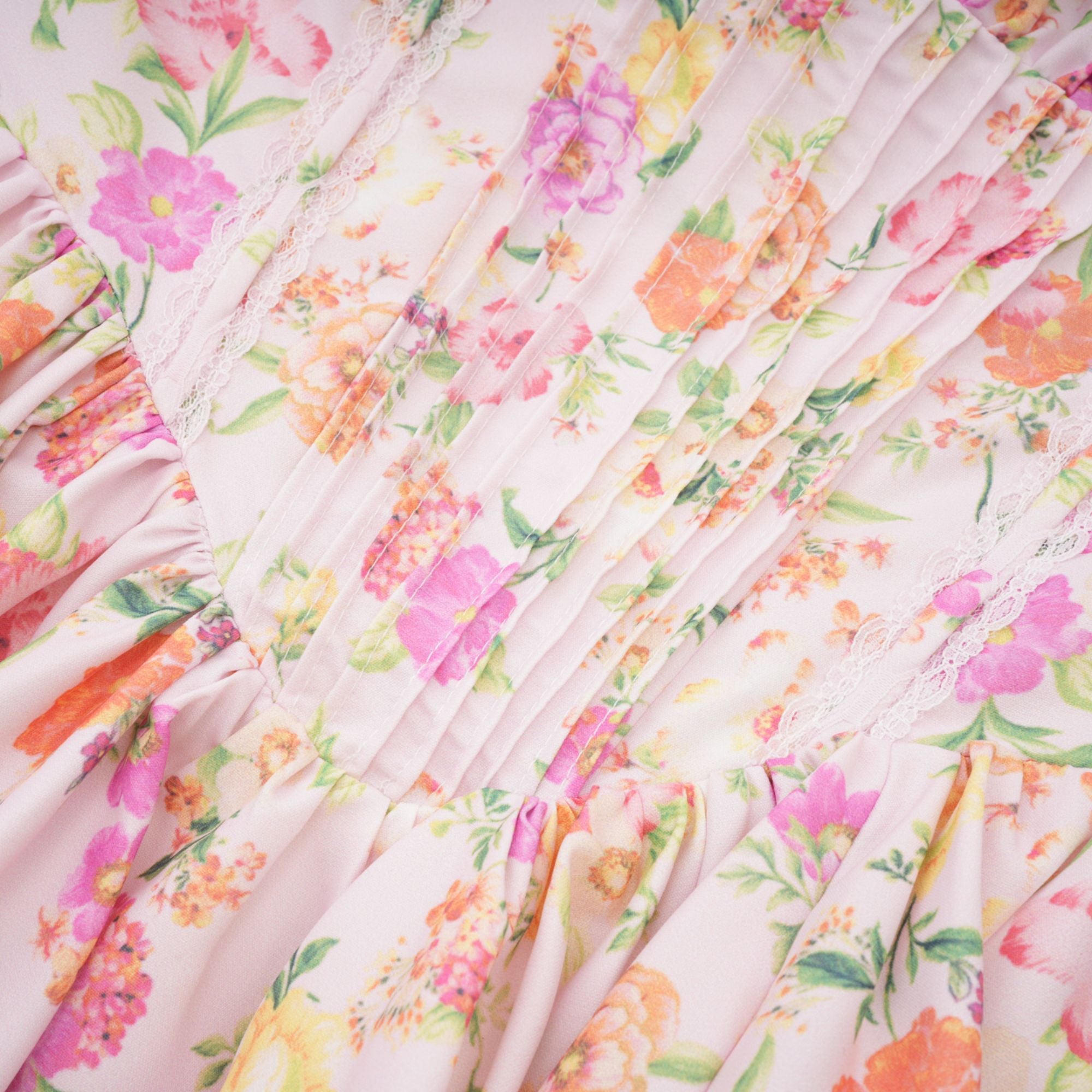 فستان كارا ميني من القطن بطبعة زهور