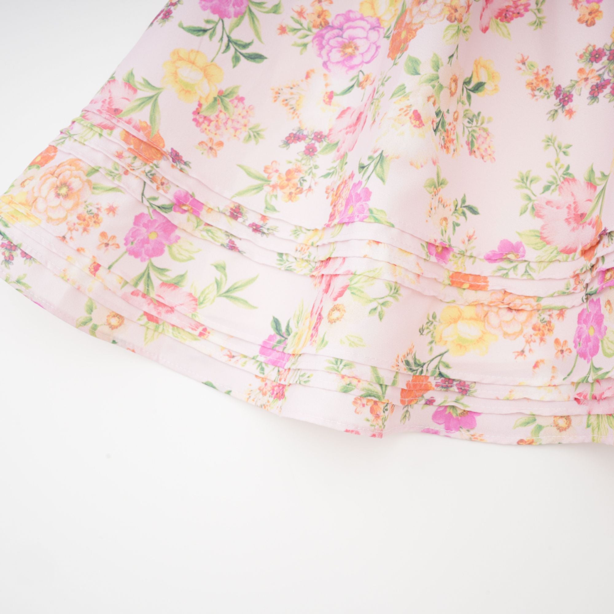 فستان كارا ميني من القطن بطبعة زهور