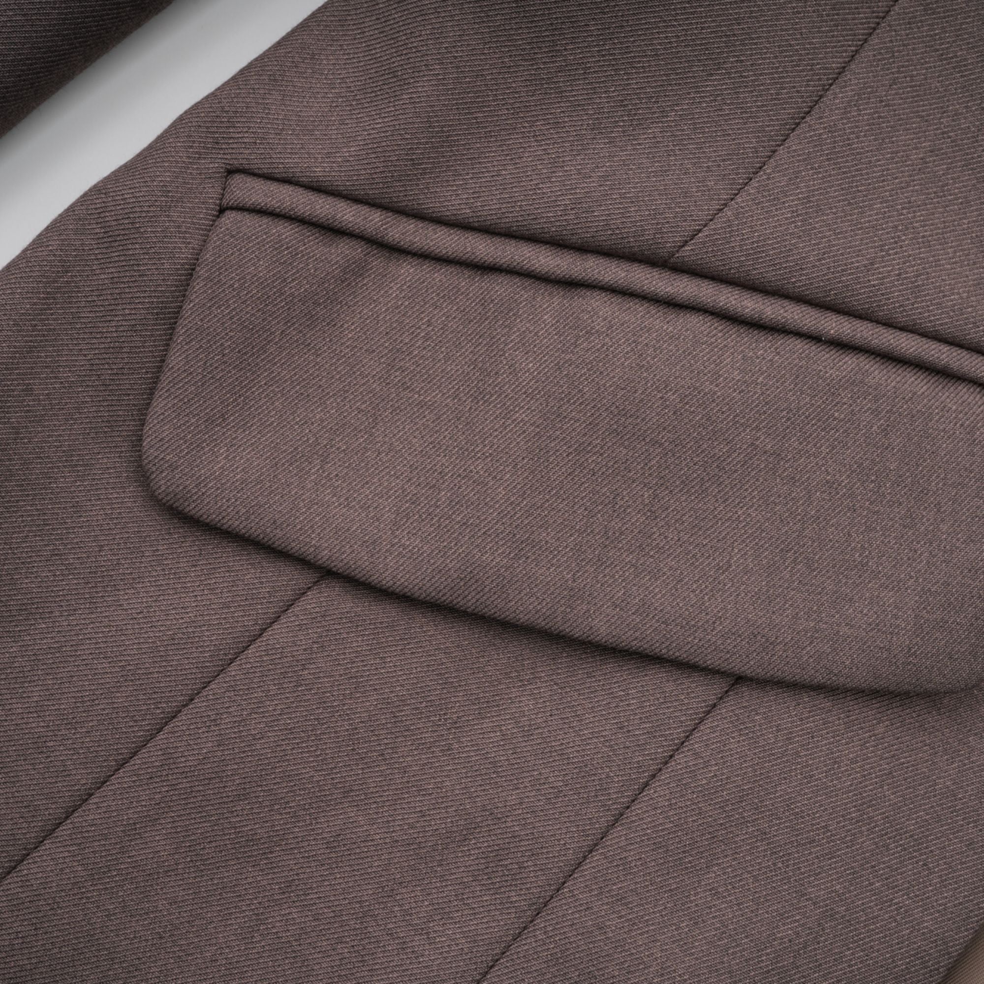 سترة بتصميم ربطة عنق من تصميم Solange